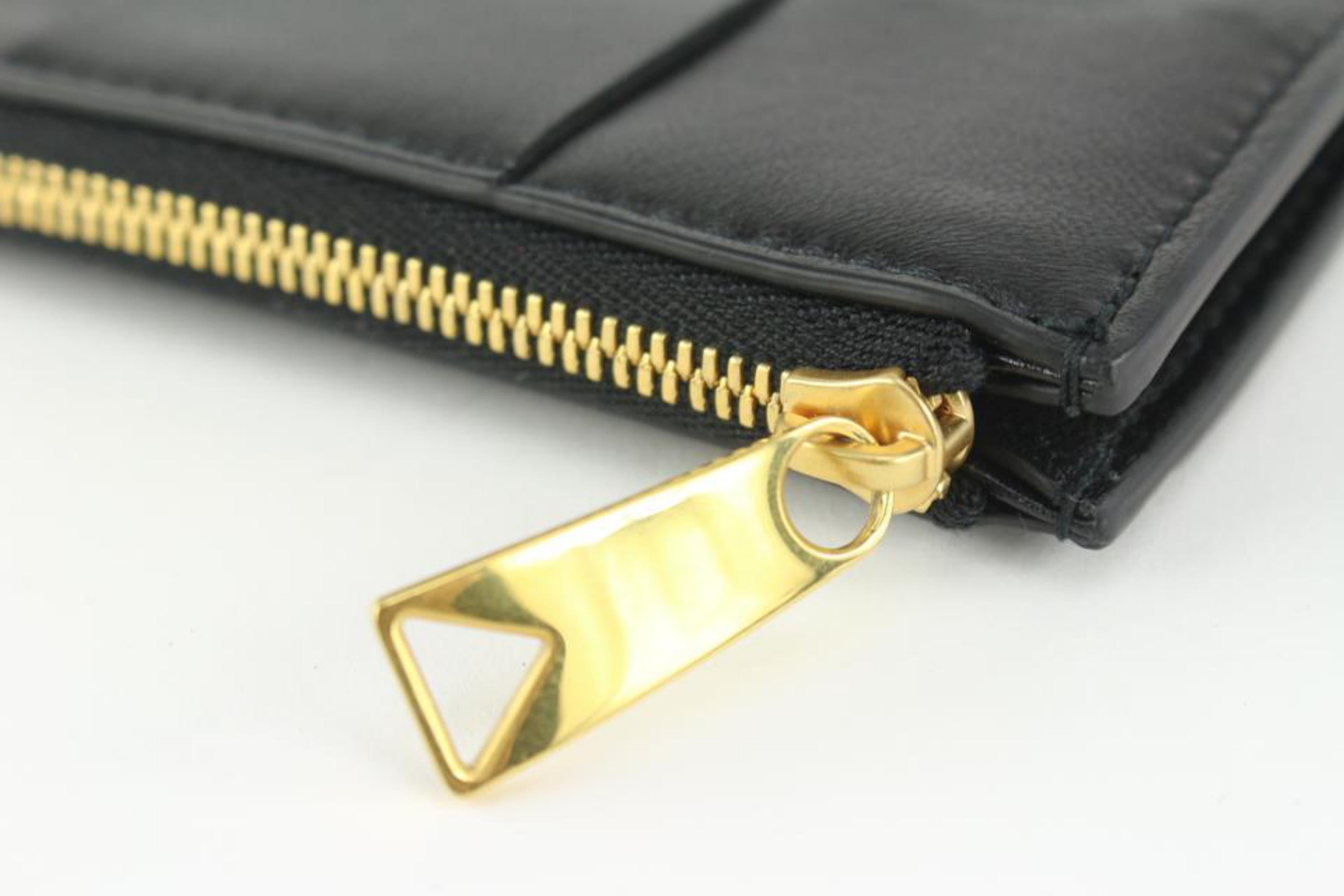 Bottega Veneta Black Intrecciato Leather Zipped Card Holder 1123bv34 For Sale 1