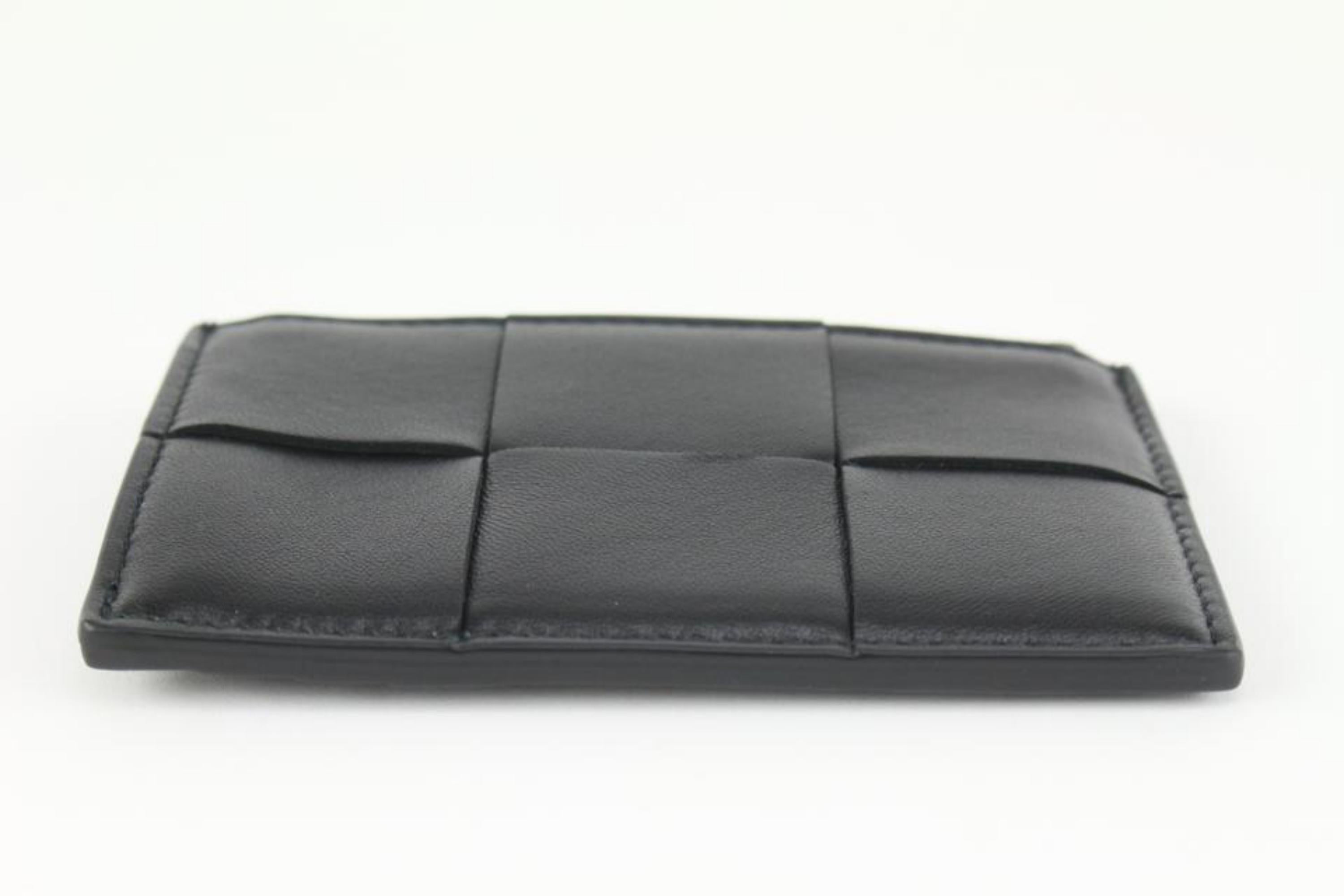 Bottega Veneta Black Intrecciato Leather Zipped Card Holder 1123bv34 For Sale 4