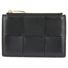 Used Bottega Veneta Black Intrecciato Leather Zipped Card Holder 1123bv34