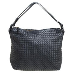 Bottega Veneta Black Intrecciato Leather Zipped Hobo
