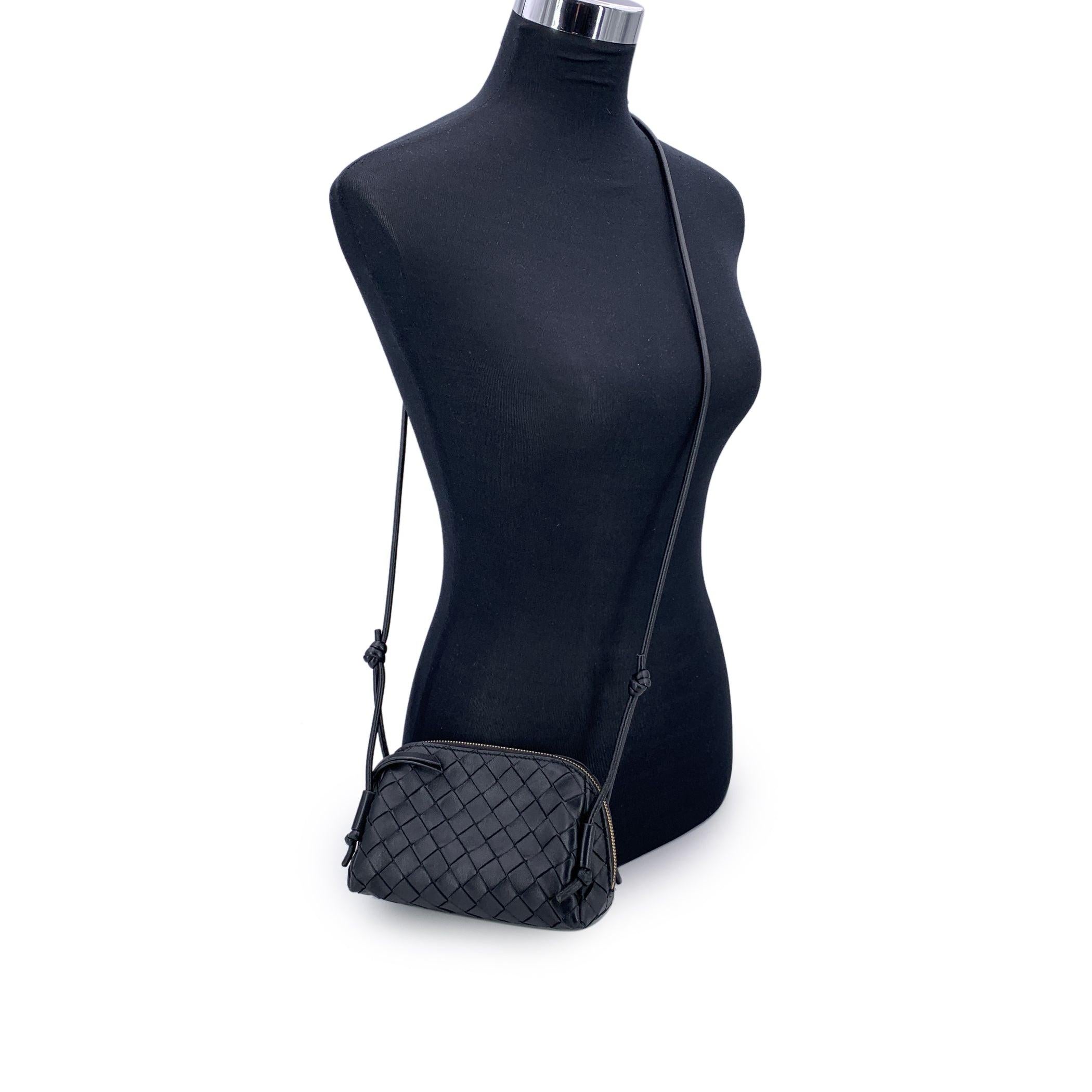 This beautiful item will come with a Certificate of Authenticity provided by Entrupy. The certificate will be provided at no further cost A true gem for lovers of understated luxury, the Bottega Veneta Concert crossbody bag is a timeless piece that