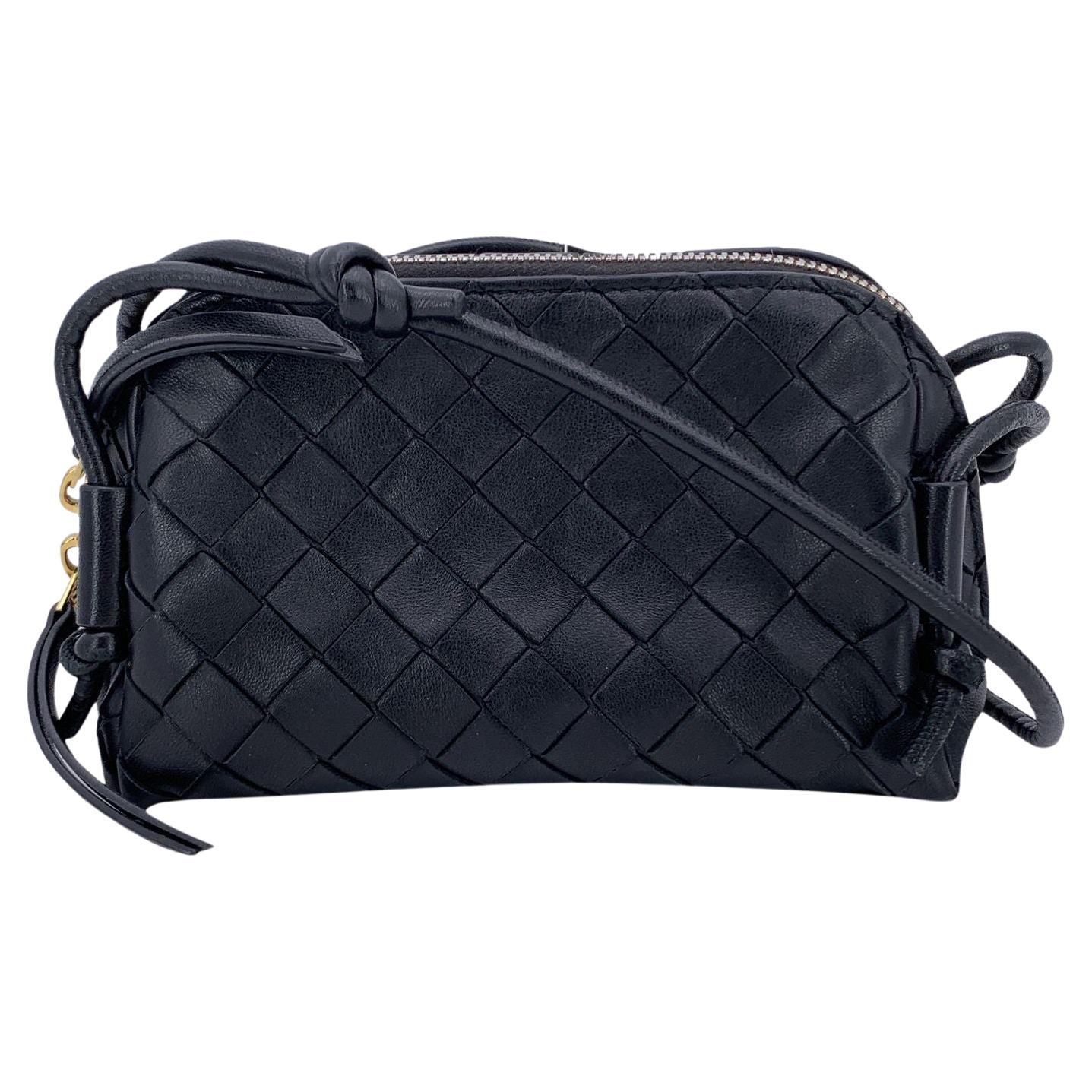 Bottega Veneta Black Intrecciato Woven Small Concert Crossbody Bag For Sale