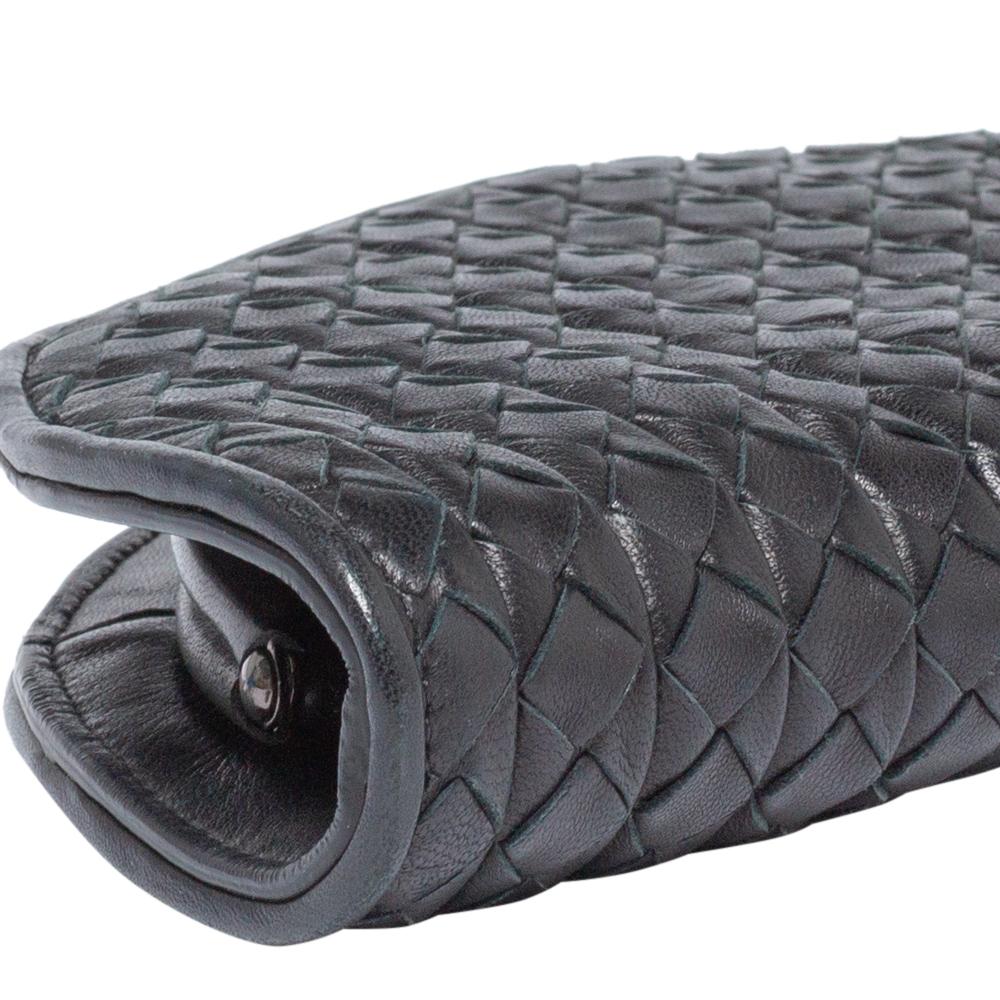Bottega Veneta Black Intreciatto Leather Fan Clutch 2