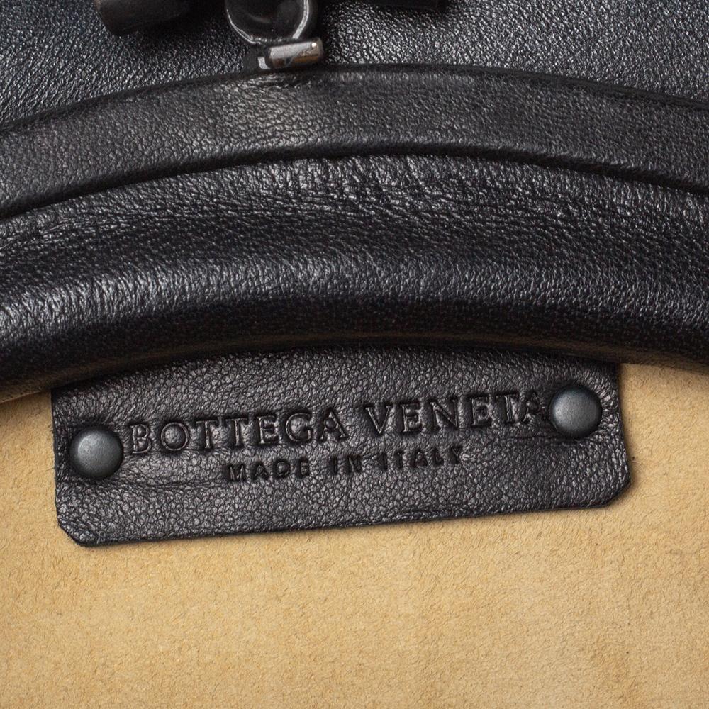 Bottega Veneta Black Intreciatto Leather Fan Clutch 5