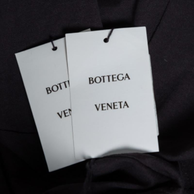 Uomo Bottega Veneta Maglia nera con logo ricamato e girocollo XL in vendita