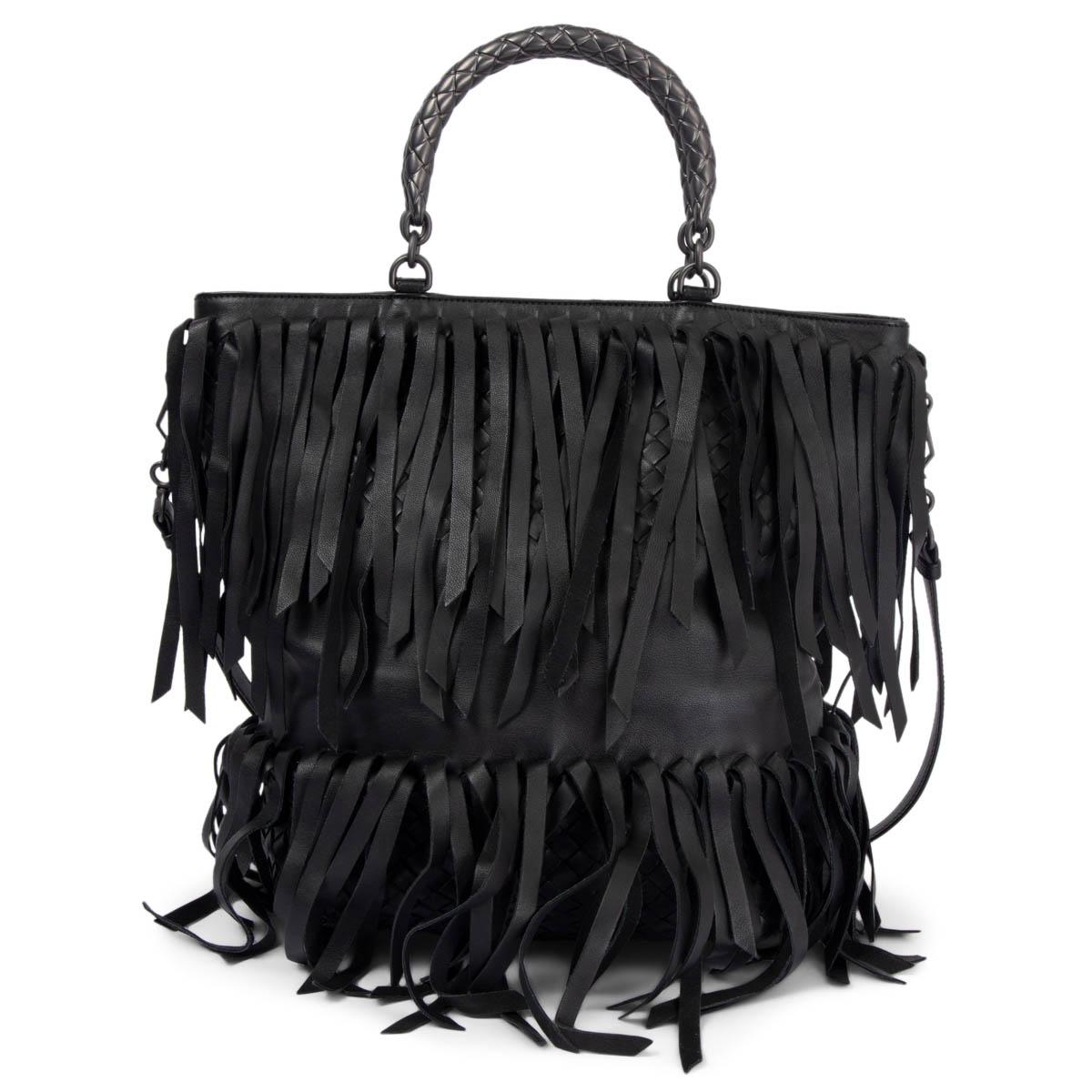 BOTTEGA VENETA black leather 2013 FRINGE TOTE Bag In Excellent Condition For Sale In Zürich, CH