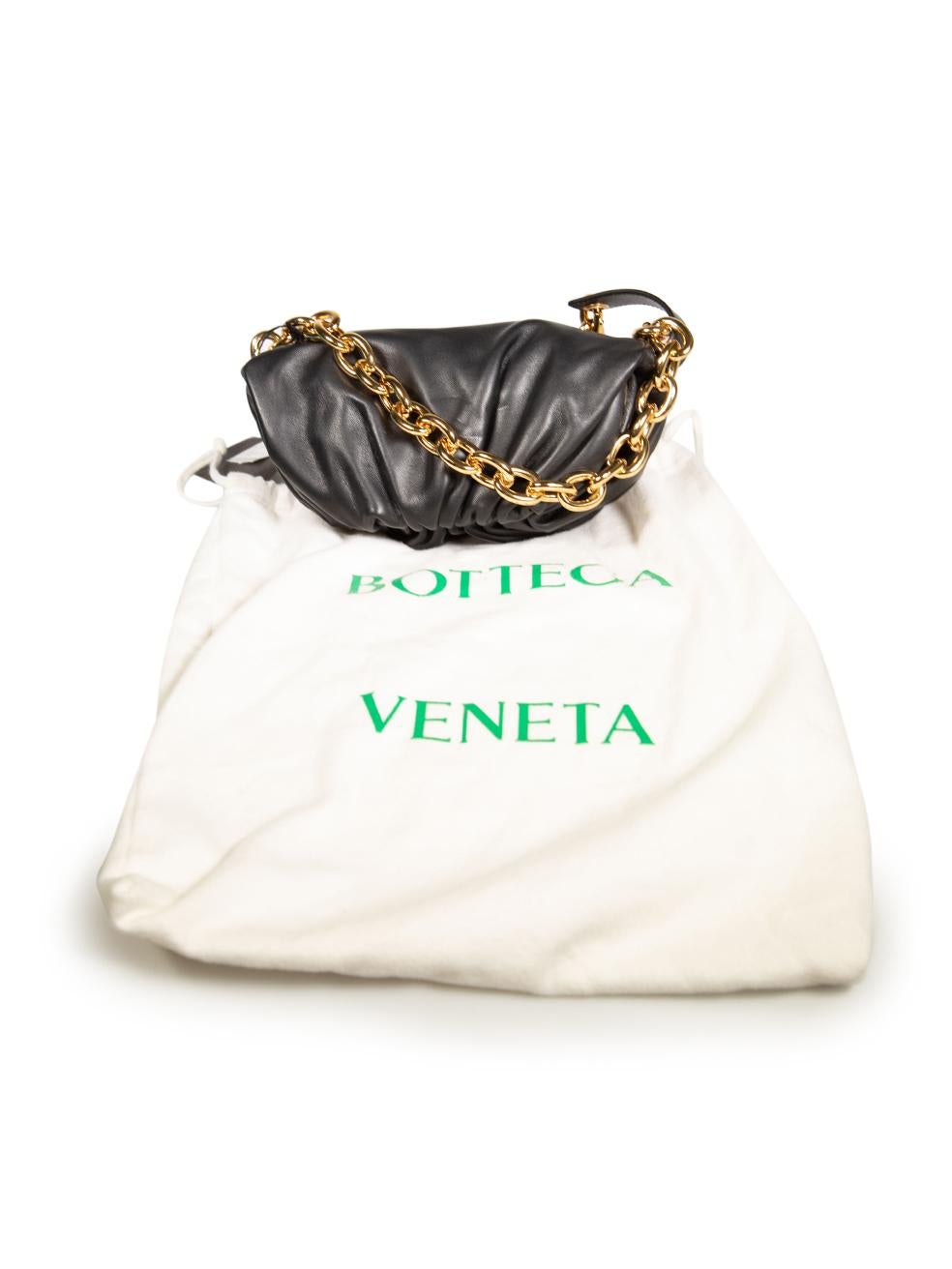 Bottega Veneta Black Leather Chain Pouch Crossbody Bag For Sale 4