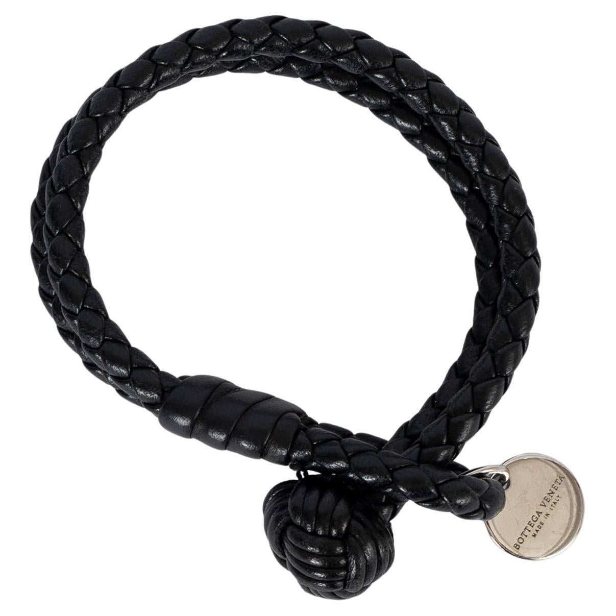 BOTTEGA VENETA - Bracelet double en cuir noir INTRECCIATO en vente