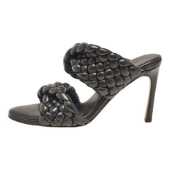 Bottega Veneta Black Leather Intrecciato Slide Sandals Size 38.5