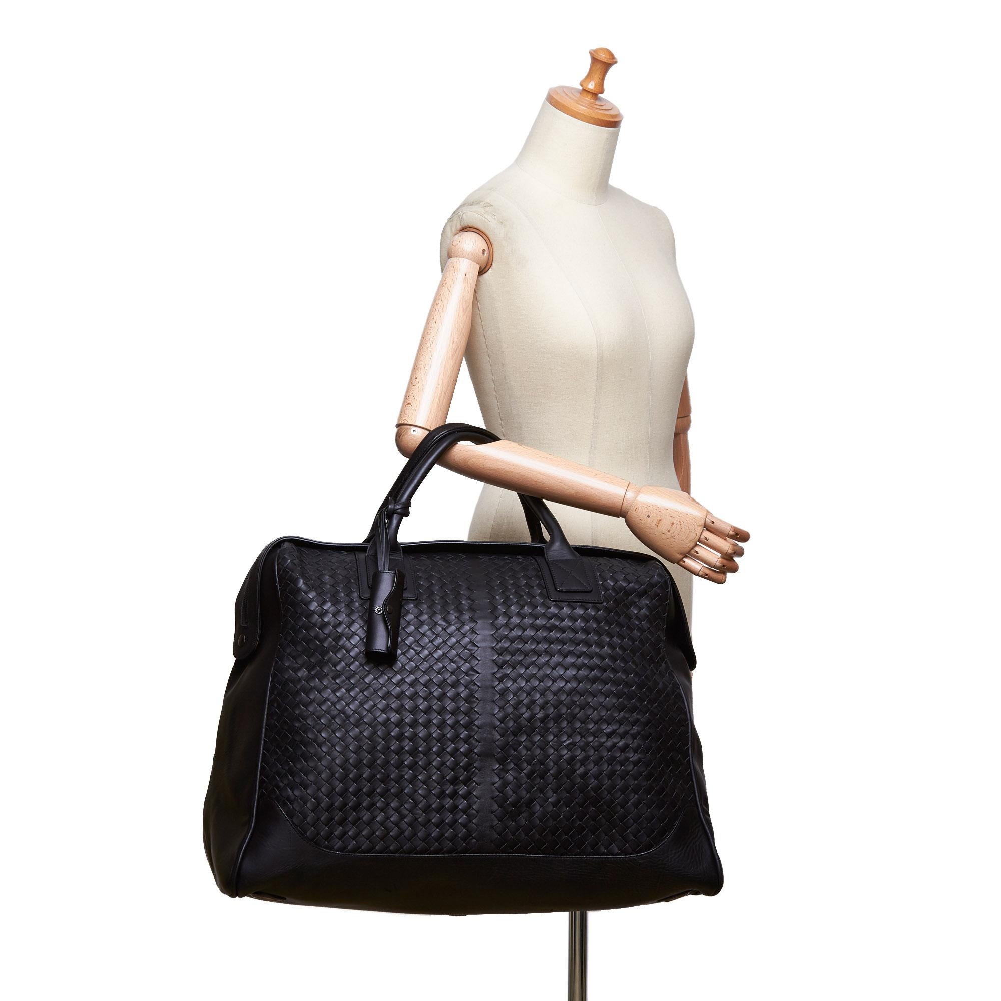 Bottega Veneta Black  Leather Intrecciato Weekender Italy w/ Dust Bag For Sale 6