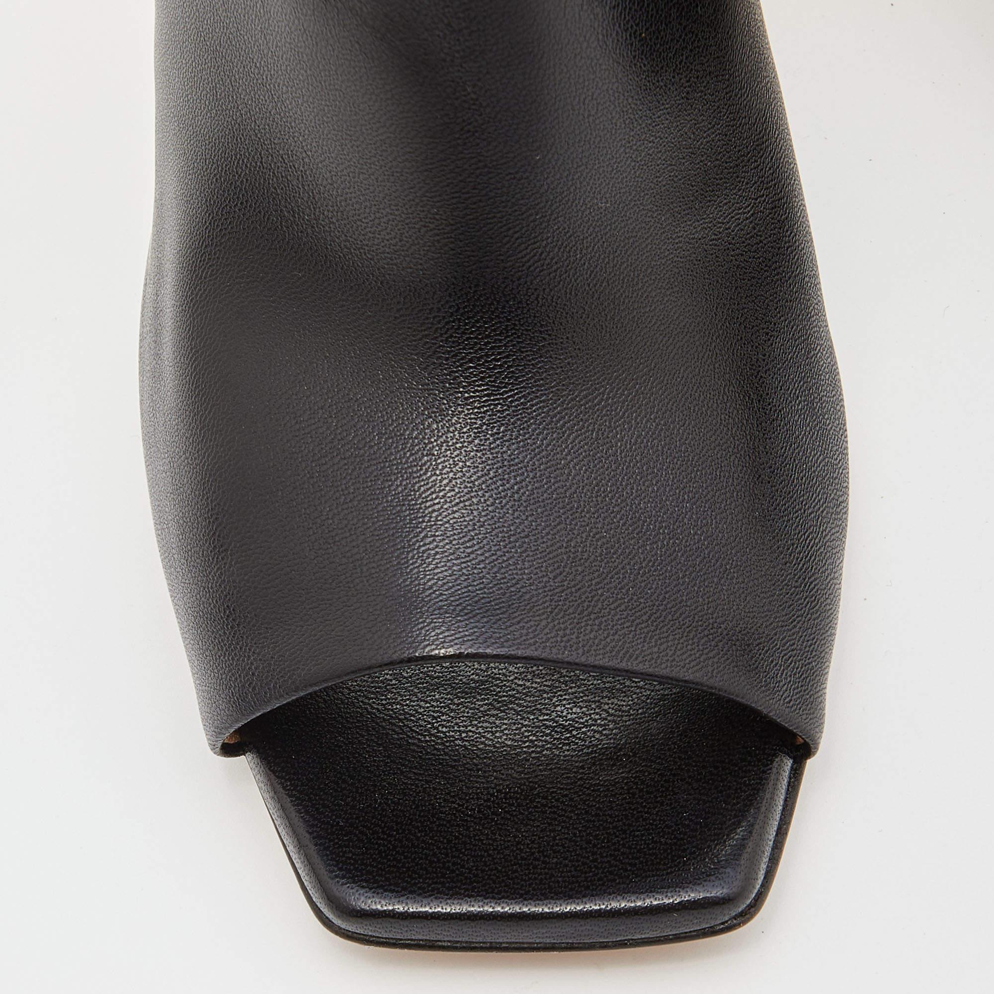 Women's Bottega Veneta Black Leather Knot Heel Mules Size 36