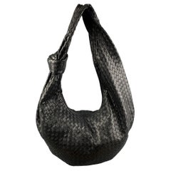 BOTTEGA VENETA Schwarze Maxi-Handtasche aus Leder Inrecciato Jodie