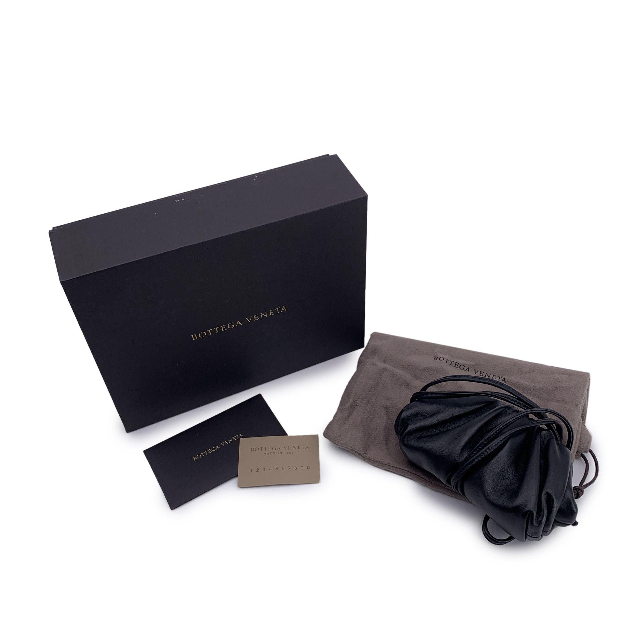 Bottega Veneta Black Leather Micro Pouch Accessory or Necklace In Excellent Condition For Sale In Rome, Rome