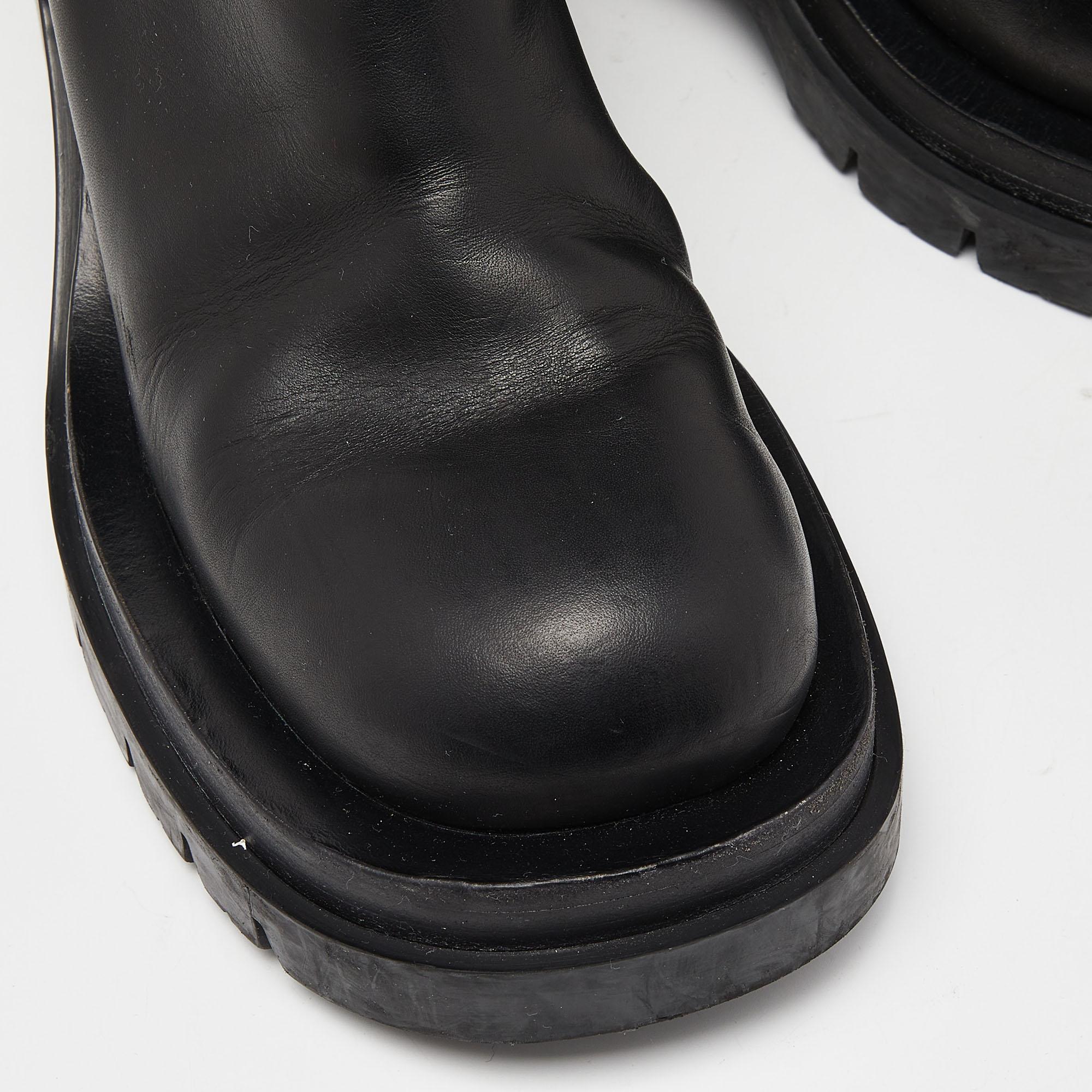 Women's or Men's Bottega Veneta Black Leather Platform Chelsea Boots Size