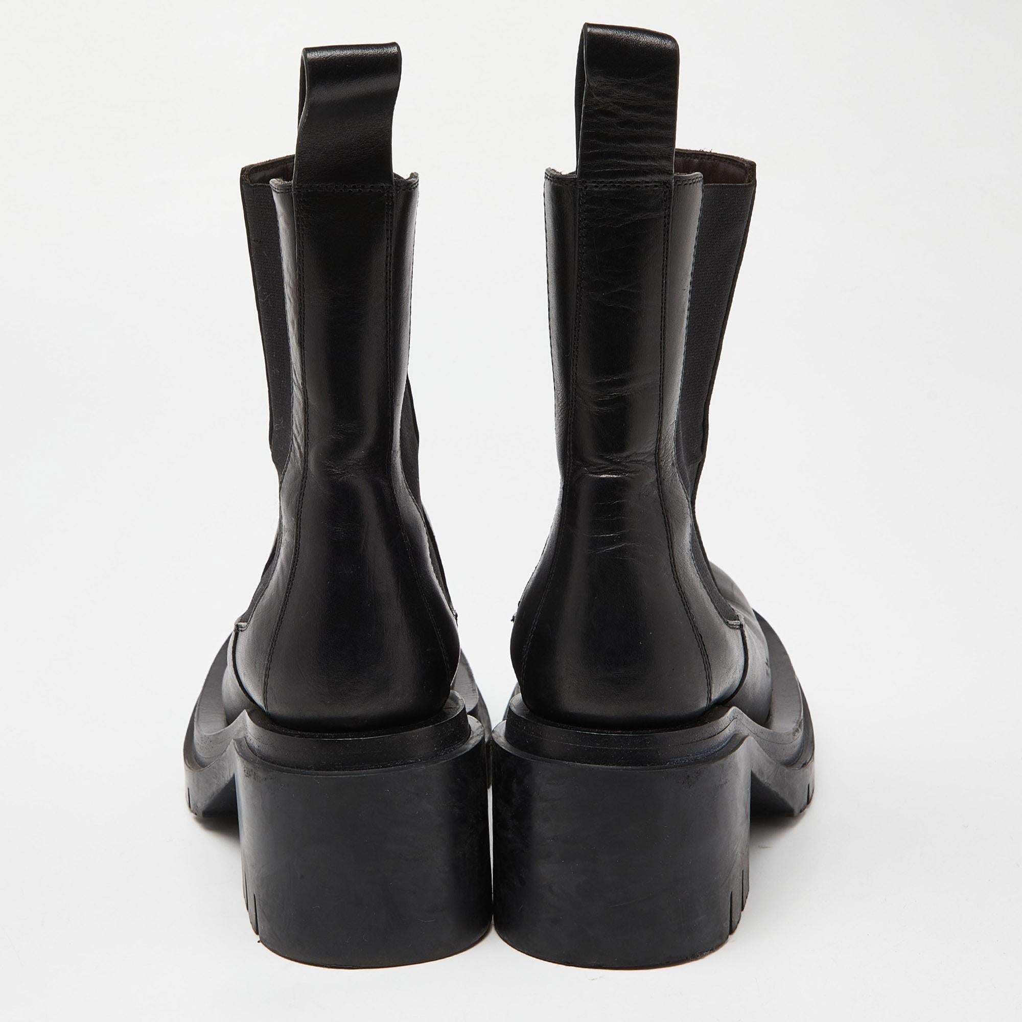 Bottega Veneta Black Leather Platform Chelsea Boots Size 2