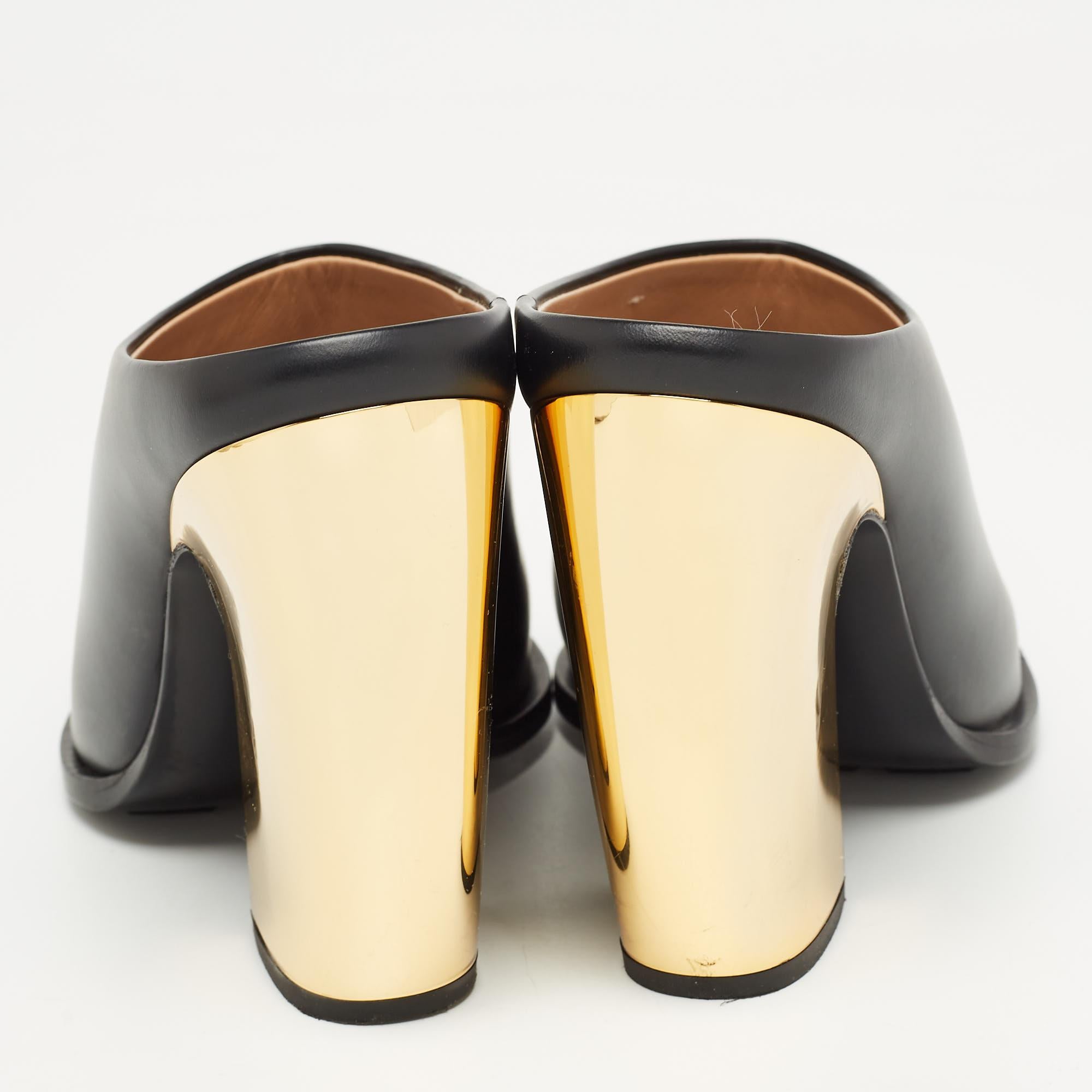 Bottega Veneta Black Leather Pointed Toe Mules Size 39 3