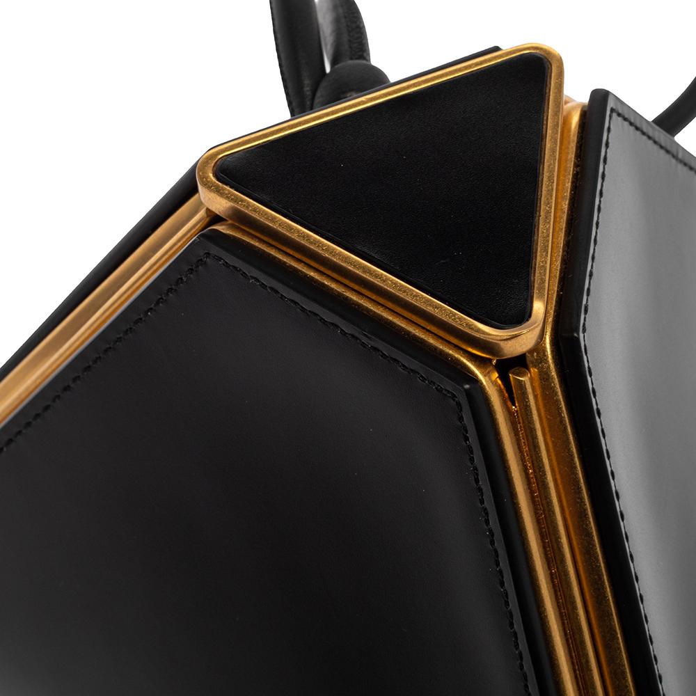 Women's Bottega Veneta Black Leather Pyramid Clutch Bag