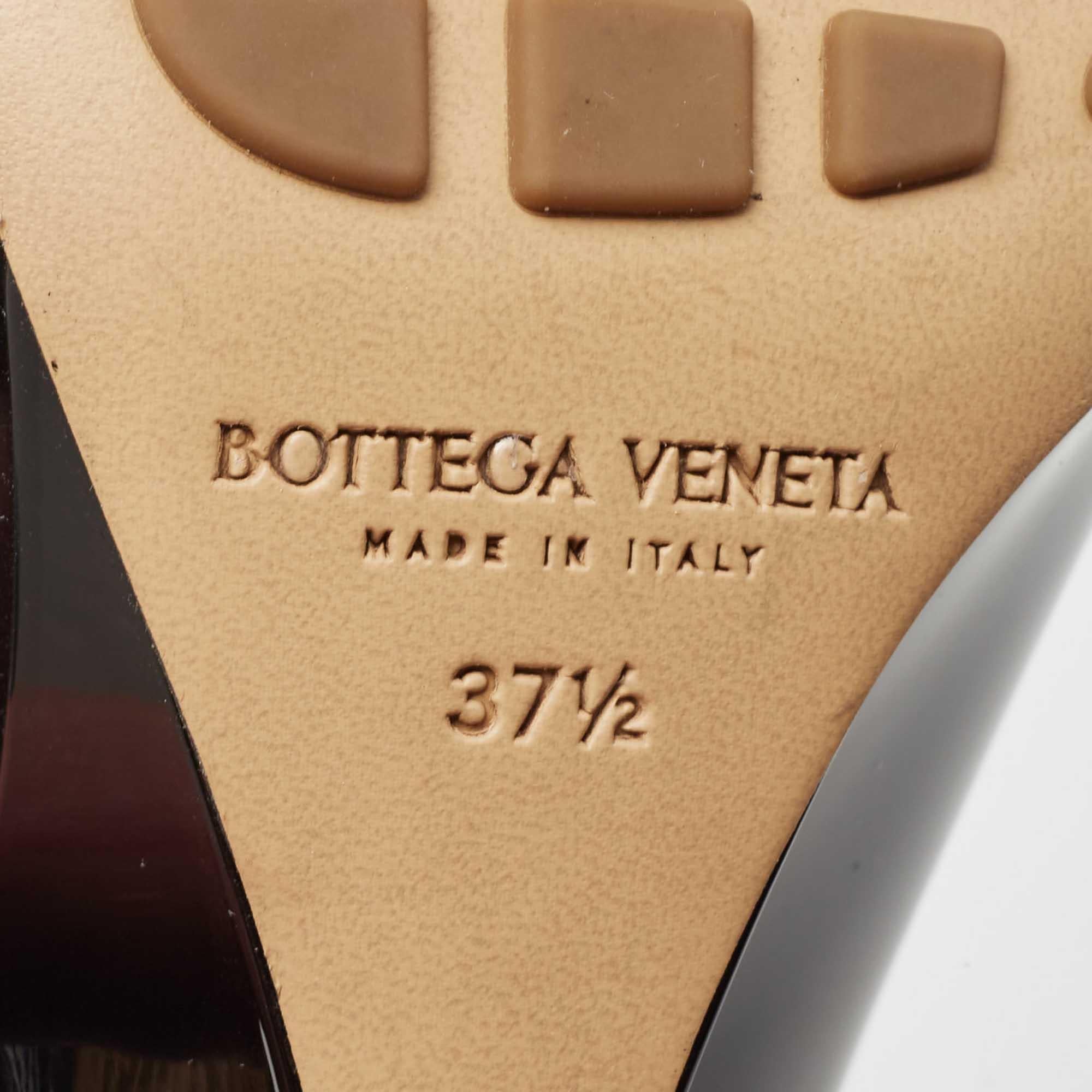 Bottega Veneta Schwarze Rocket Pantoletten aus Leder Größe 37,5 im Angebot 3