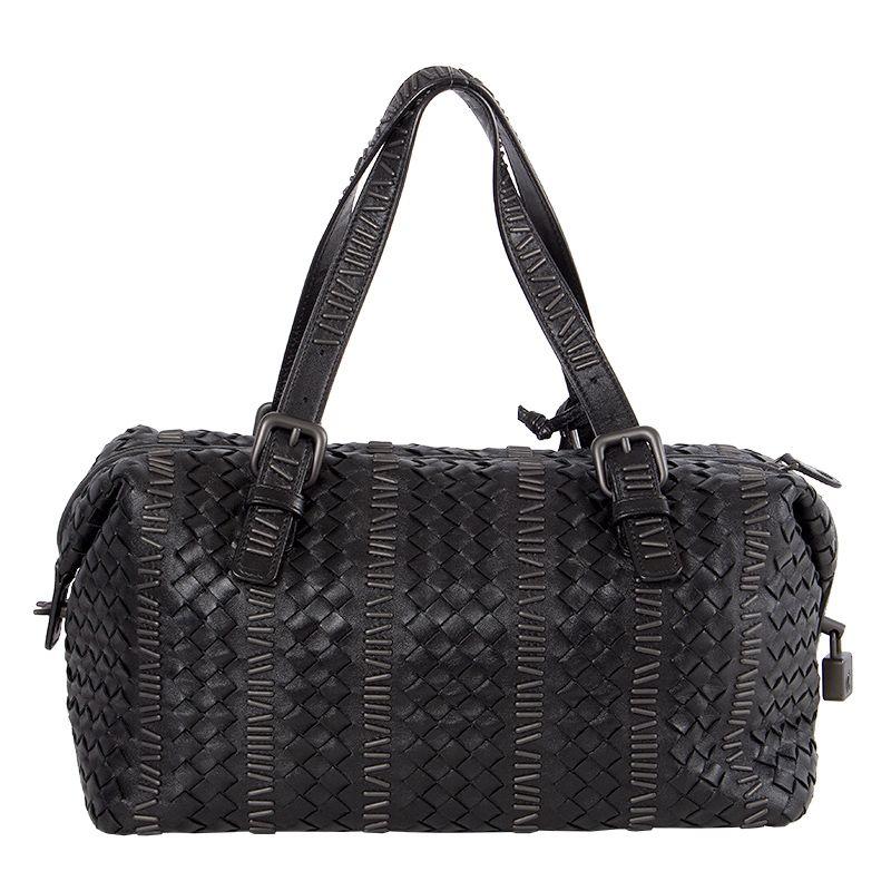 BOTTEGA VENETA Schwarz MONTAIGNE LIMITED EDITION Umhängetasche im Zustand „Hervorragend“ in Zürich, CH