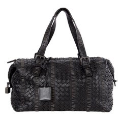 BOTTEGA VENETA schwarze MONTAIGNE LIMITED EDITION Umhängetasche