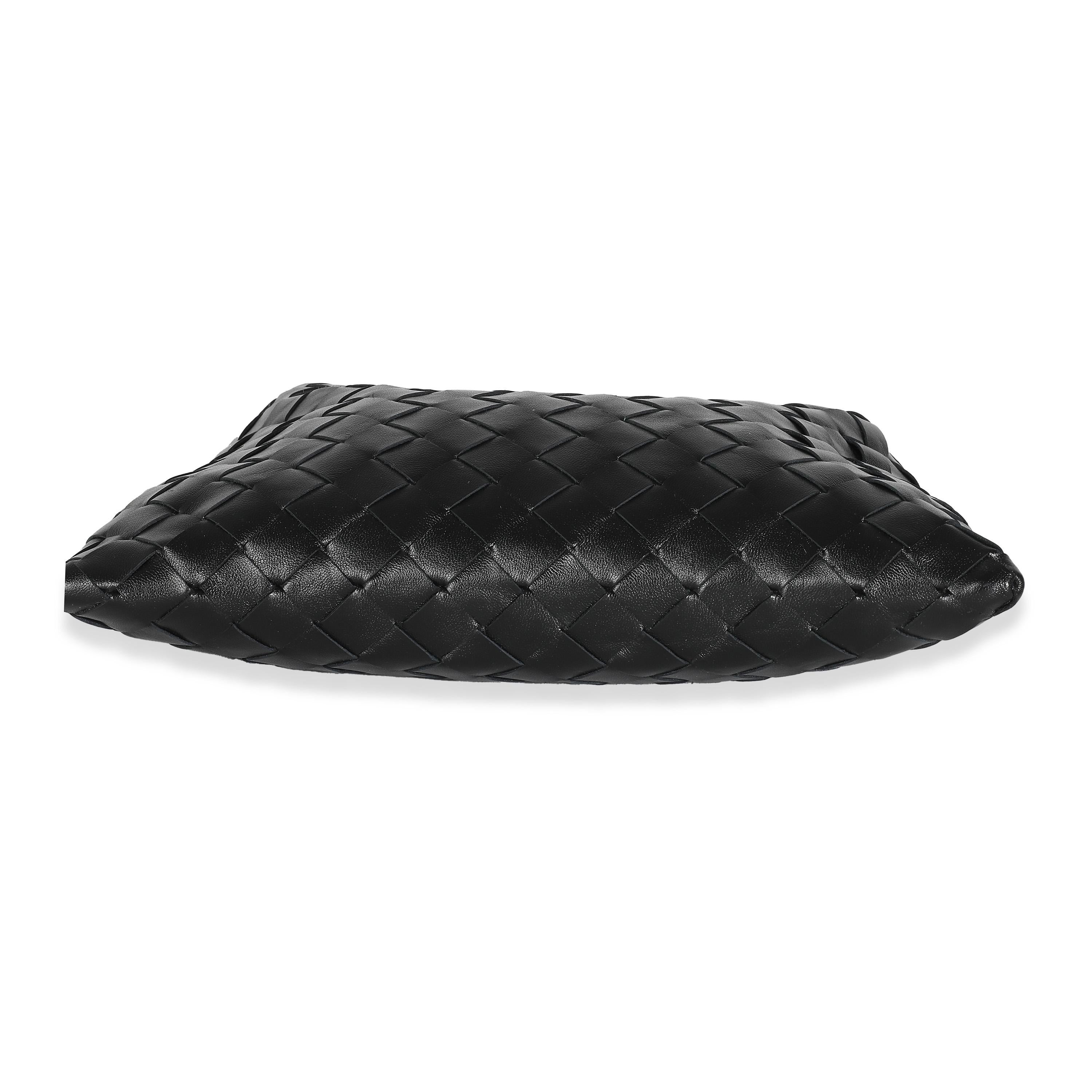 Bottega Veneta Black Nappa Intrecciato Mini Hop Hobo For Sale 3