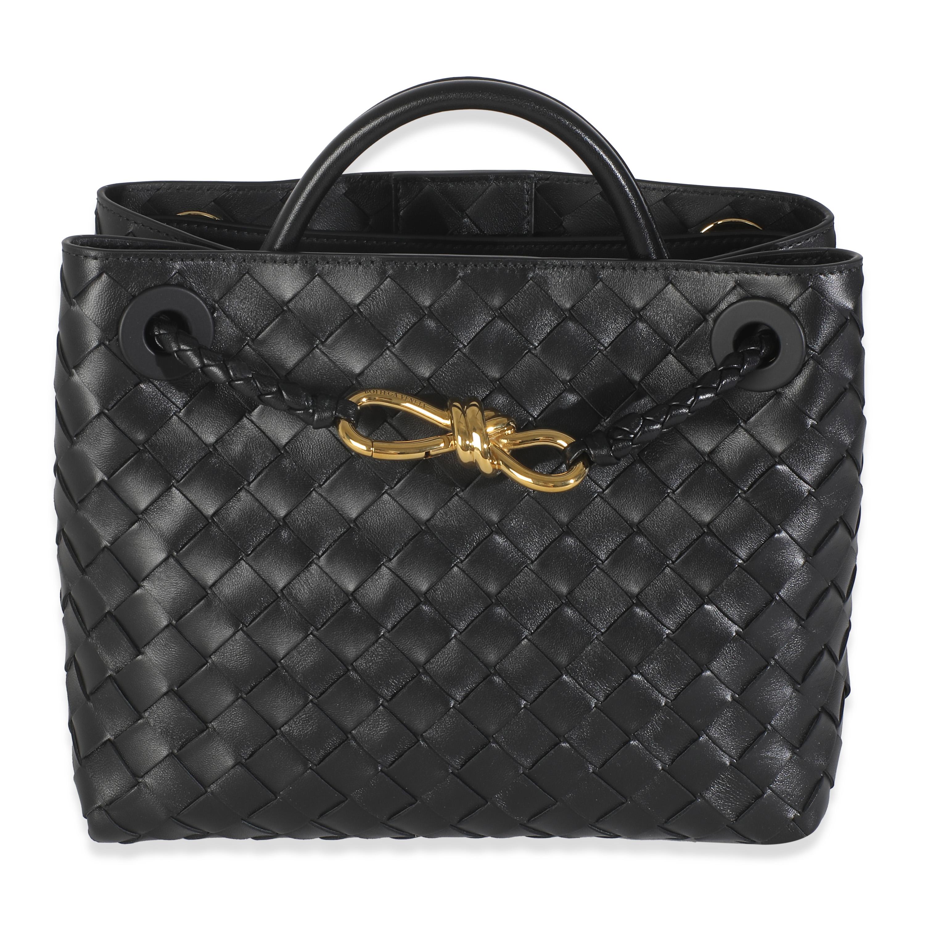 Bottega Veneta Black Nappa Intrecciato Small Andiamo Bag For Sale