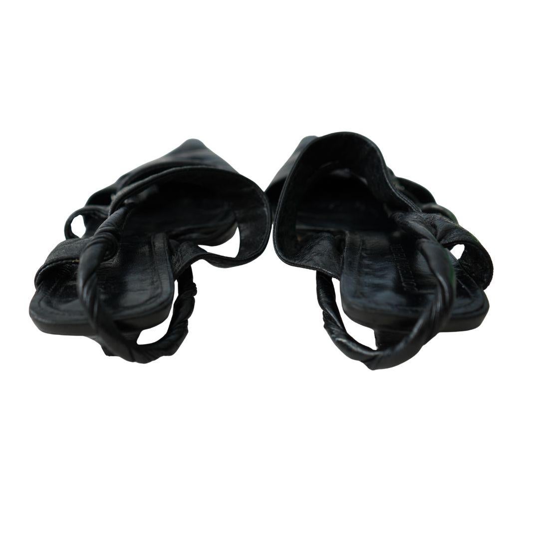 Bottega Veneta - Sandales à lanières en cuir nappa noir 39 Pour femmes en vente