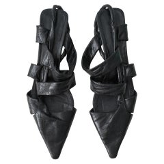 Bottega Veneta Sandali in nappa nera con cinturino 39