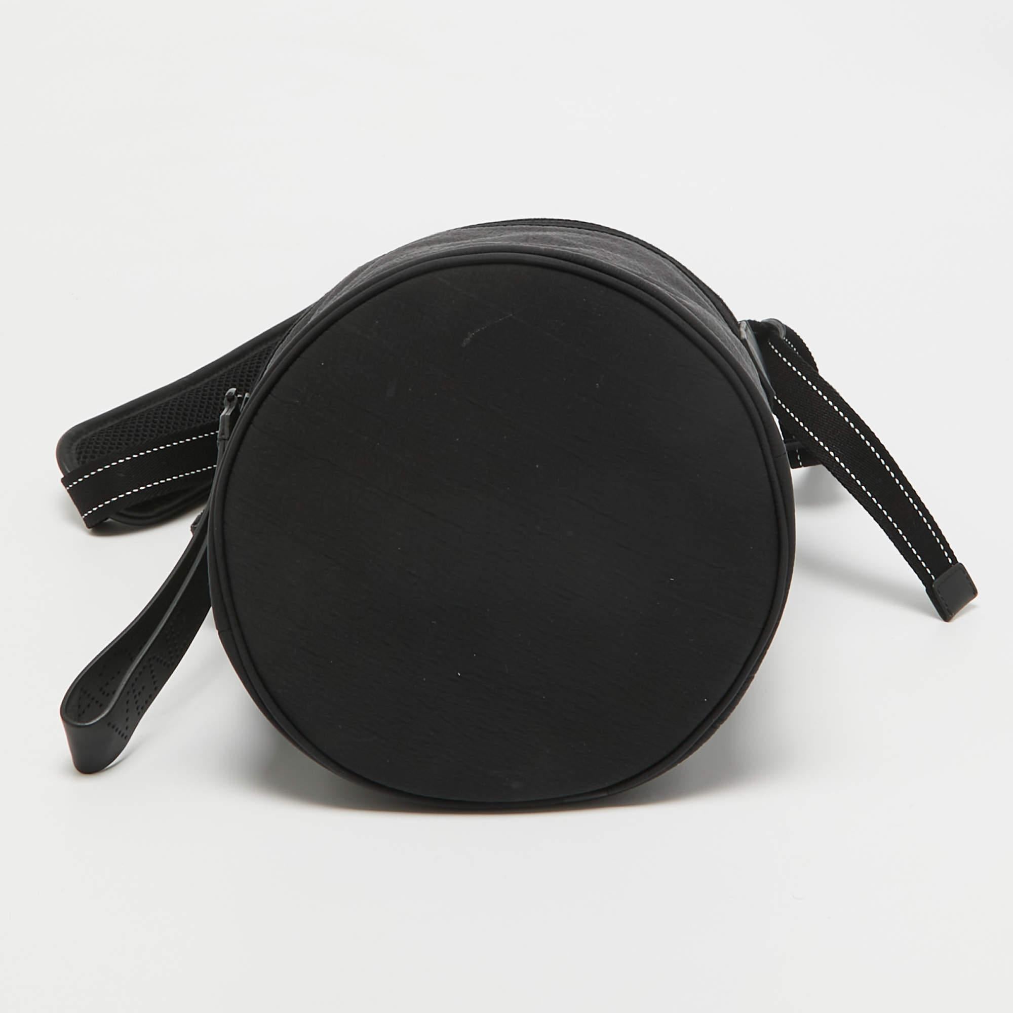 Bottega Veneta Bolso Cubo Papel Nylon Negro 2