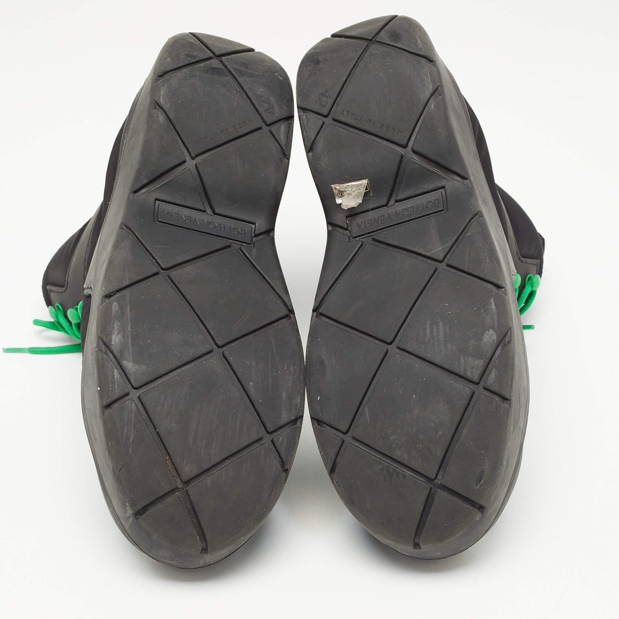 Bottega Veneta Black Nylon Puddle Bomber Boots Size 42 For Sale 3