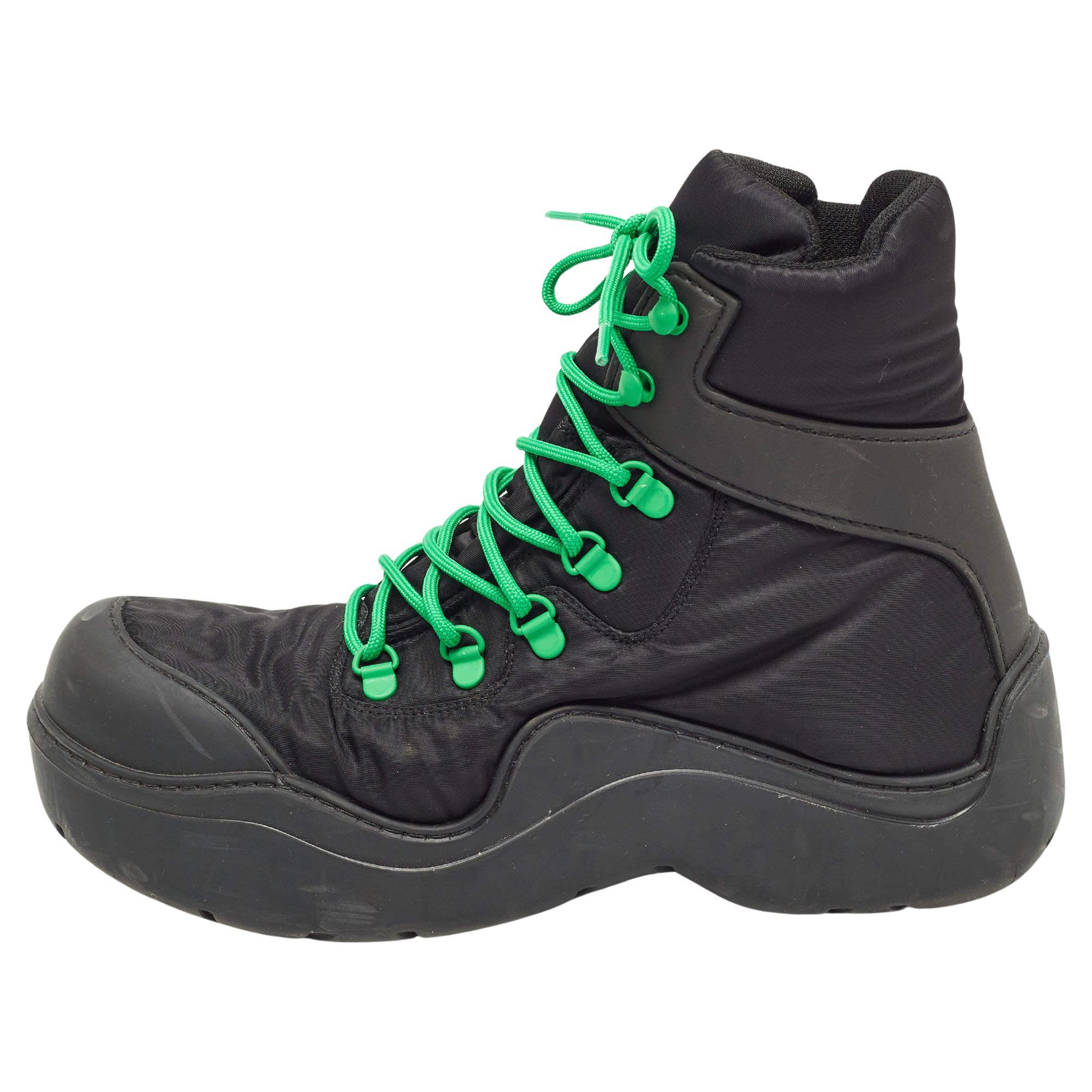 Bottega Veneta Schwarze Nylon-Puddle-Bomberstiefel aus Nylon Größe 42