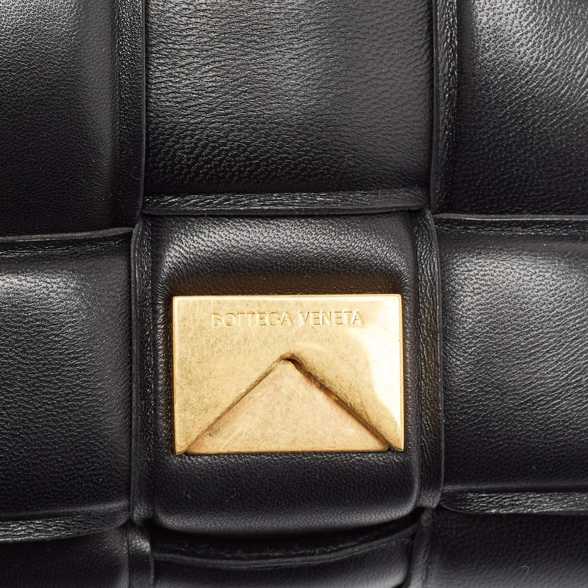 Bottega Veneta Black Padded Leather Cassette Chain Bag For Sale 2