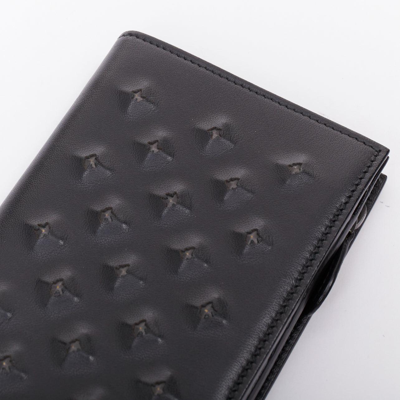 Donna BOTTEGA VENETA black pierced stud details rectangular bifold purse wallet in vendita
