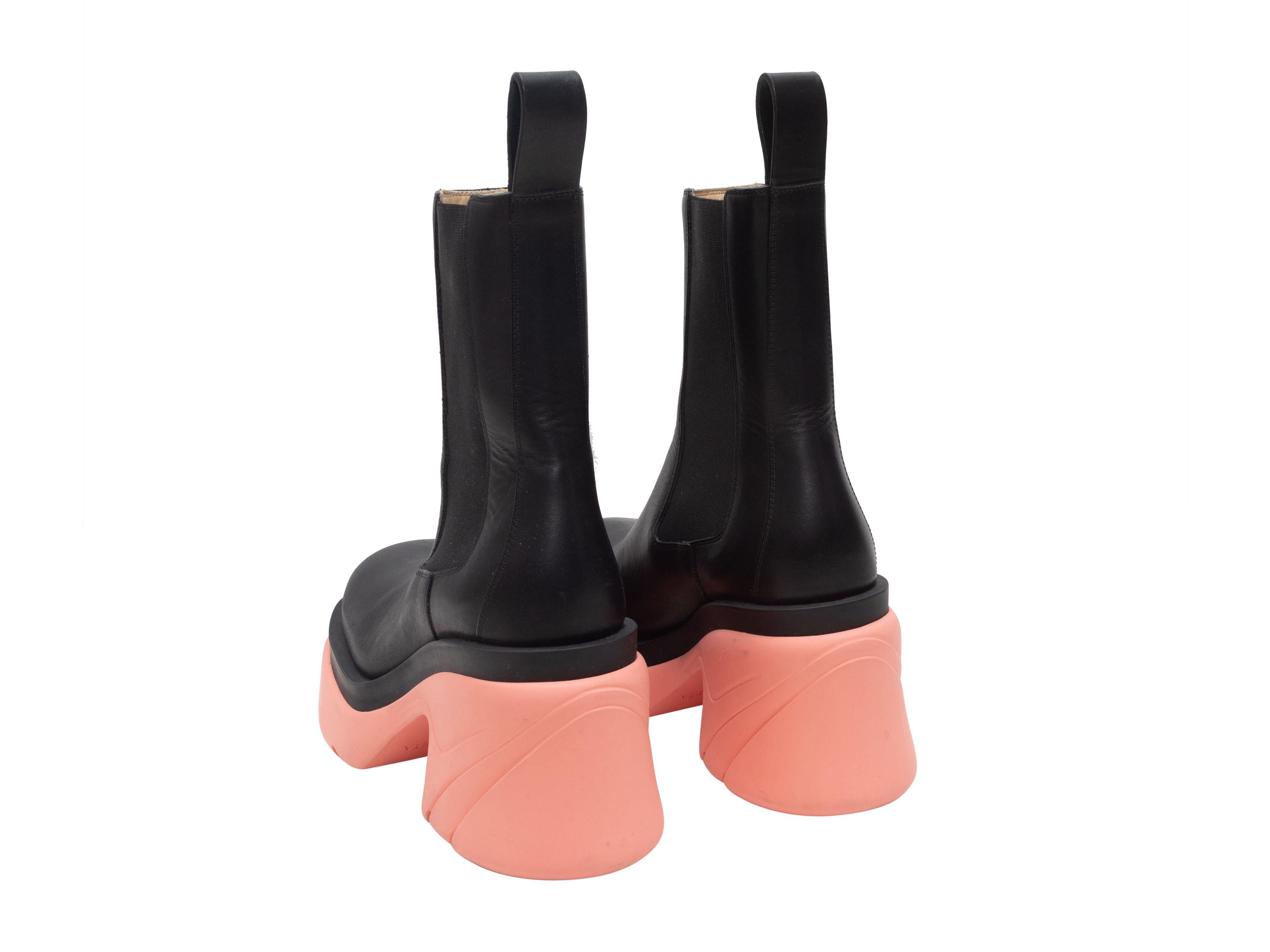 Bottega Veneta Black & Pink Flash Platform Ankle Boots In Good Condition In New York, NY