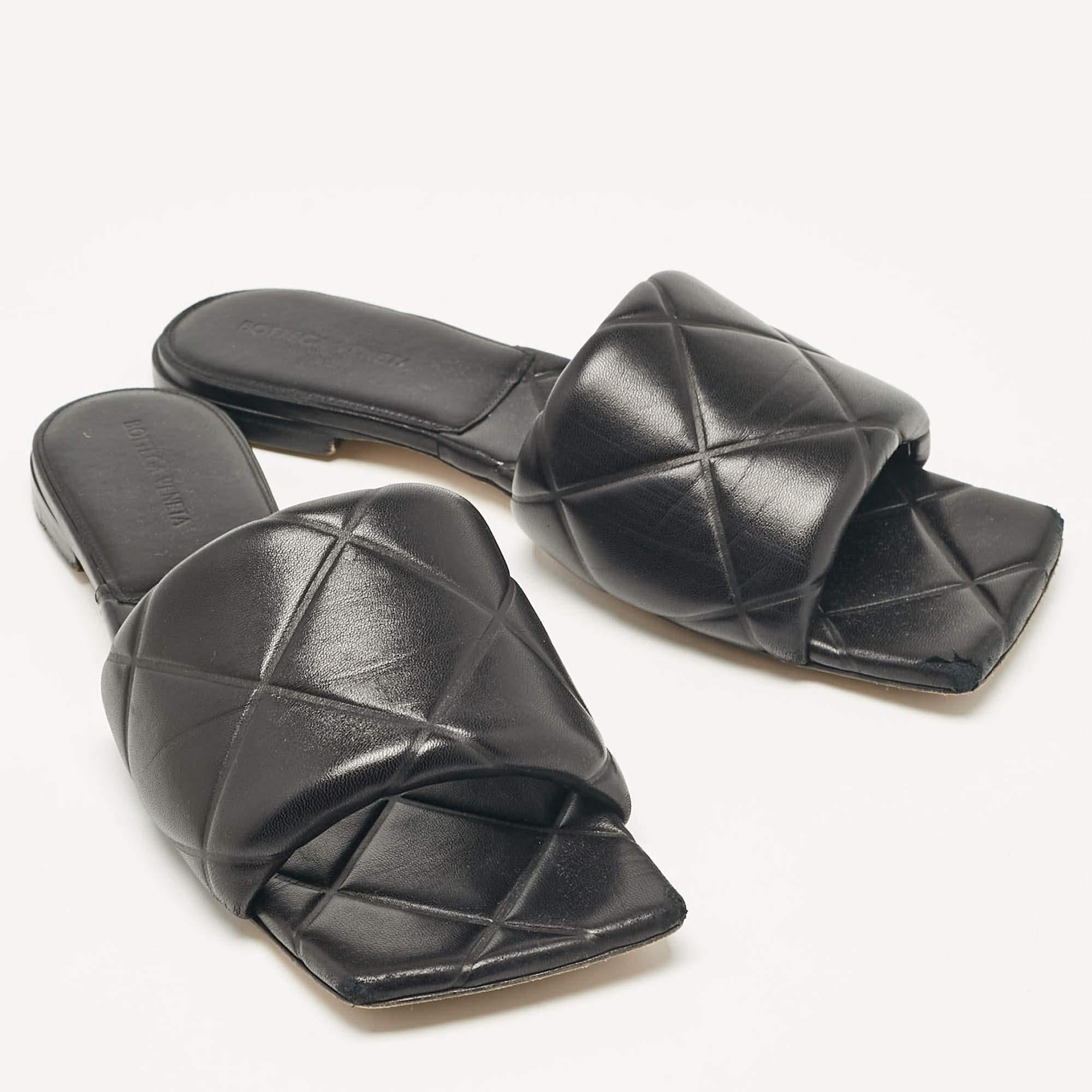 Women's Bottega Veneta Black Quilted Leather Flat Slides Size 42
