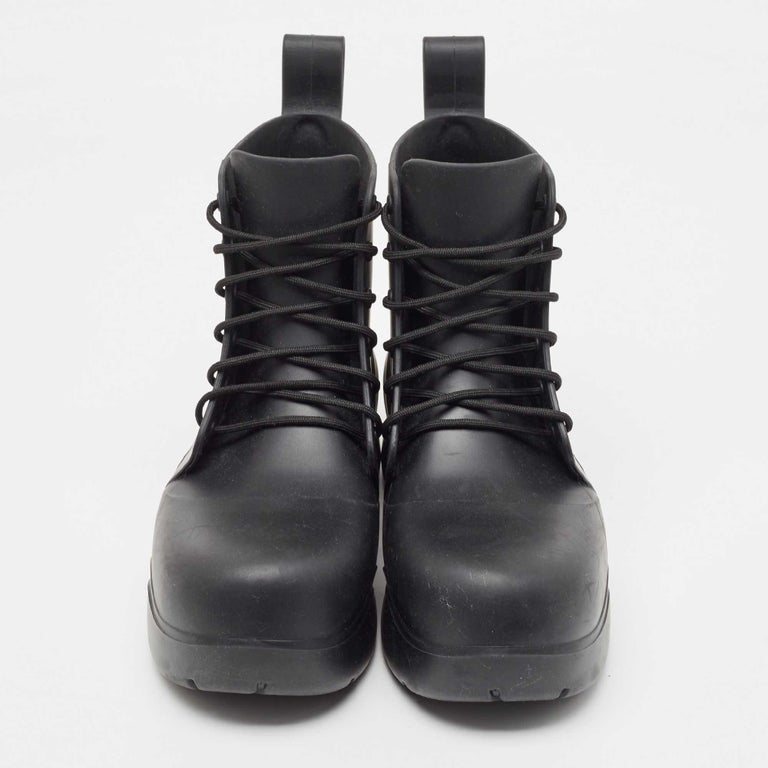 Bottega Veneta Black Rubber Lace Up Puddle Boots Size 41 For Sale 