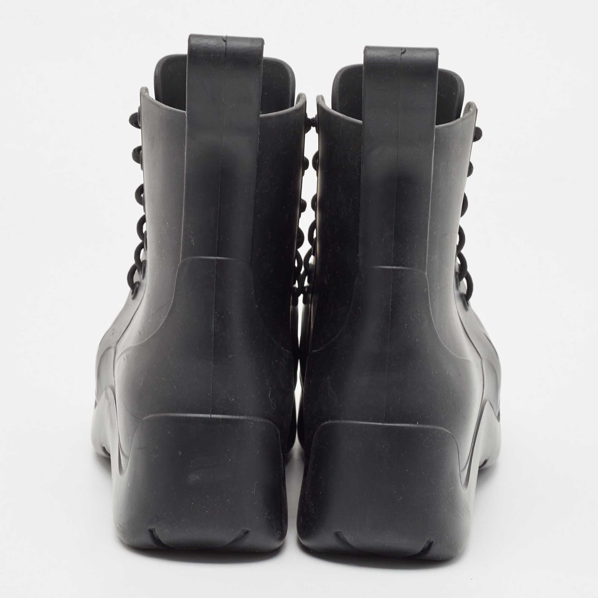 Bottega Veneta Black Rubber Lace Up Puddle Boots Size 41 For Sale 1