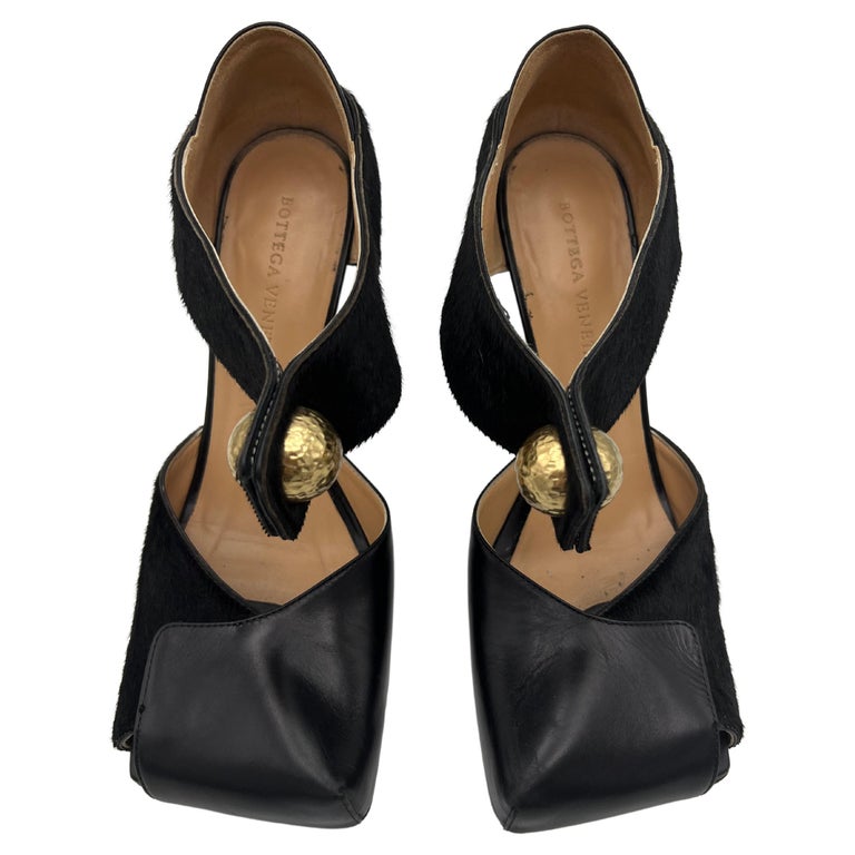 BOTTEGA VENETA Black Leather and Calf Hair High Heel Pumps, Size 38.5 ...