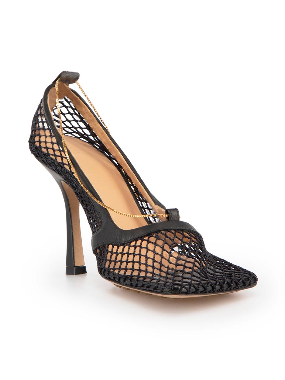 CONDITION is Very good. Minimal wear to shoes is evident. Minimal wear to the footbed with dark marks towards the heels on this used Bottega Veneta designer resale item.
 
 Details
 Stretch
 Black
 Cloth mesh
 Sandals
 Square toe
 High heel
 Chain