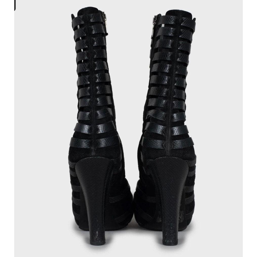 Bottega Veneta - Bottines en daim noir - Taille 37 Excellent état - En vente à Krakow, PL