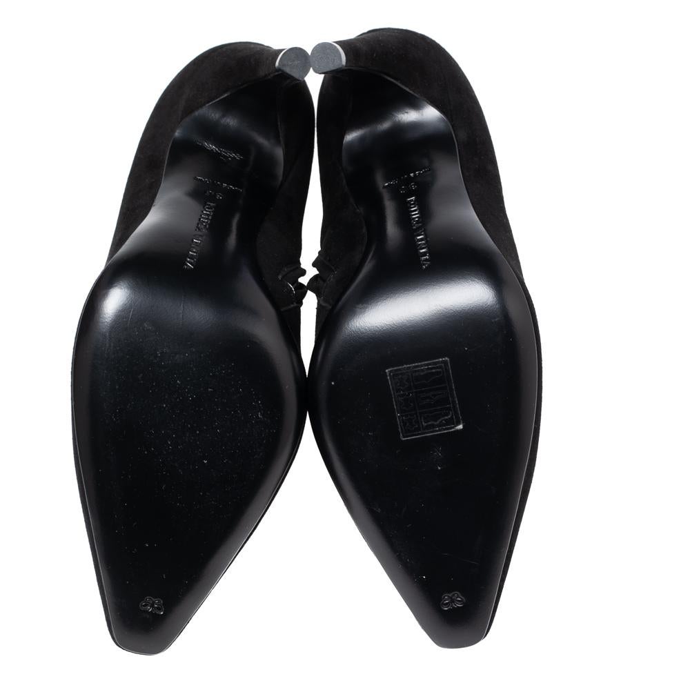 Bottega Veneta Black Suede Flame Ankle Booties Size 36 In Excellent Condition In Dubai, Al Qouz 2