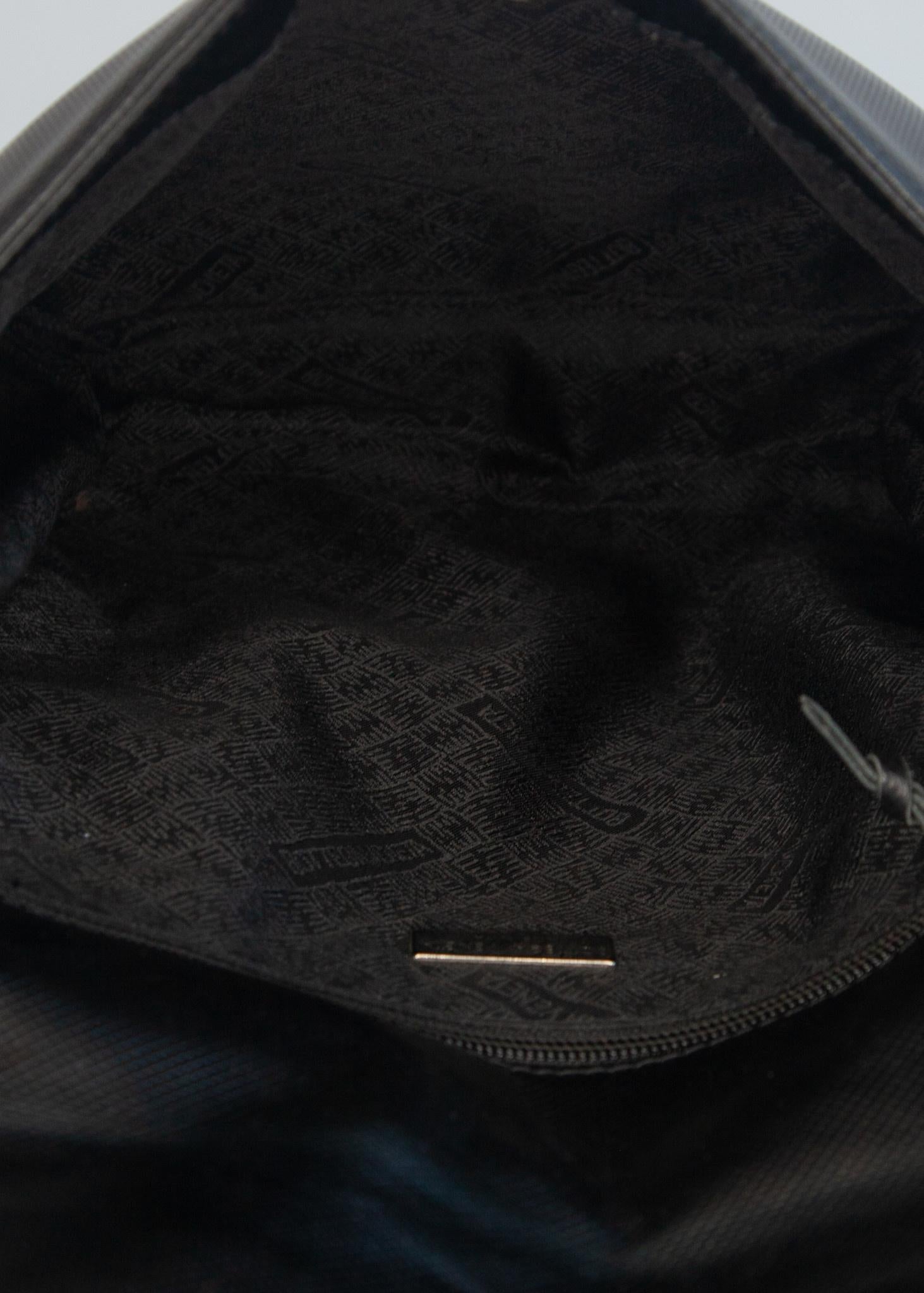 Women's or Men's Bottega Veneta Vintage Black Safiano Leather Flap Bag For Sale