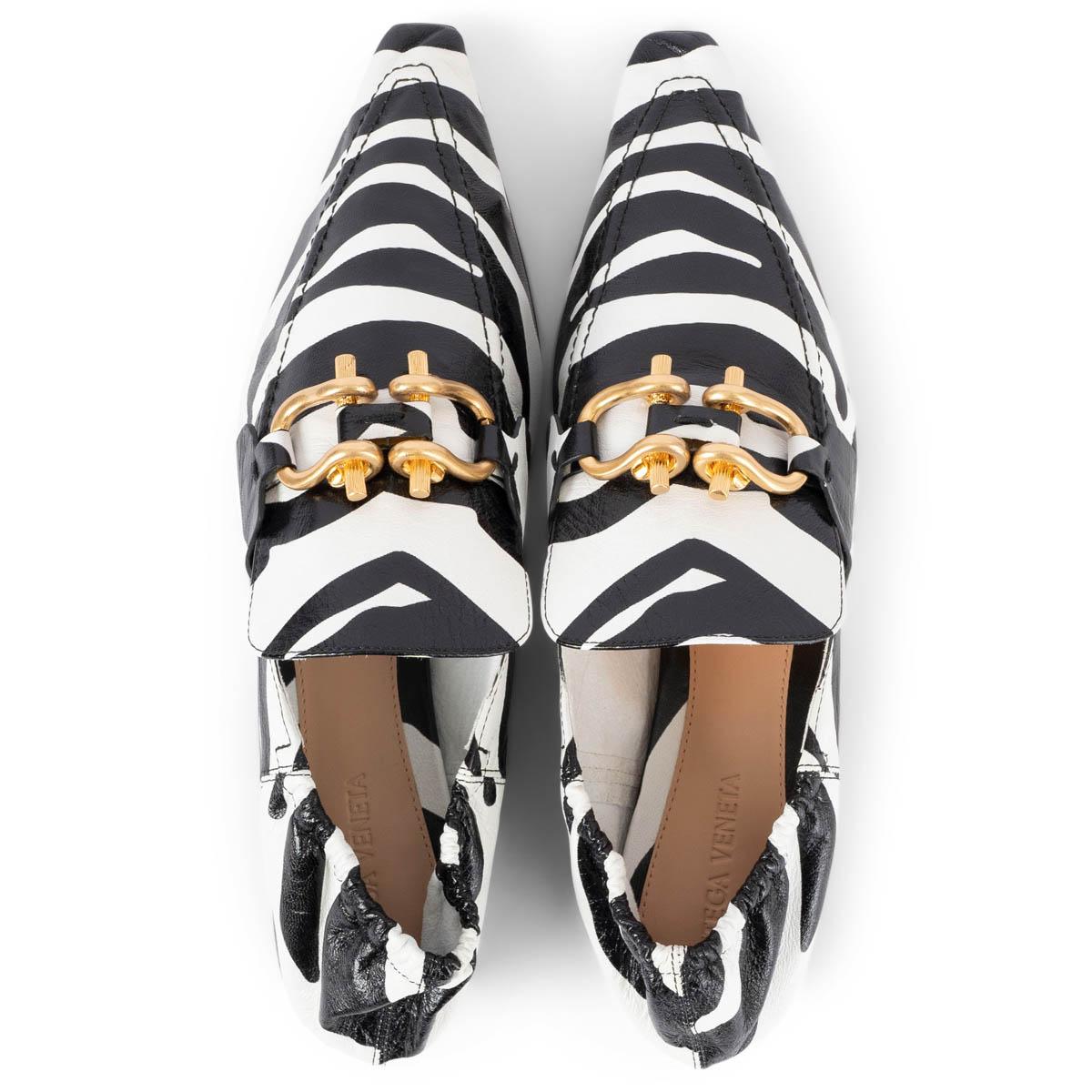 Women's BOTTEGA VENETA black white leather 2021 ZEBRA MADAME Loafers Shoes 39 For Sale
