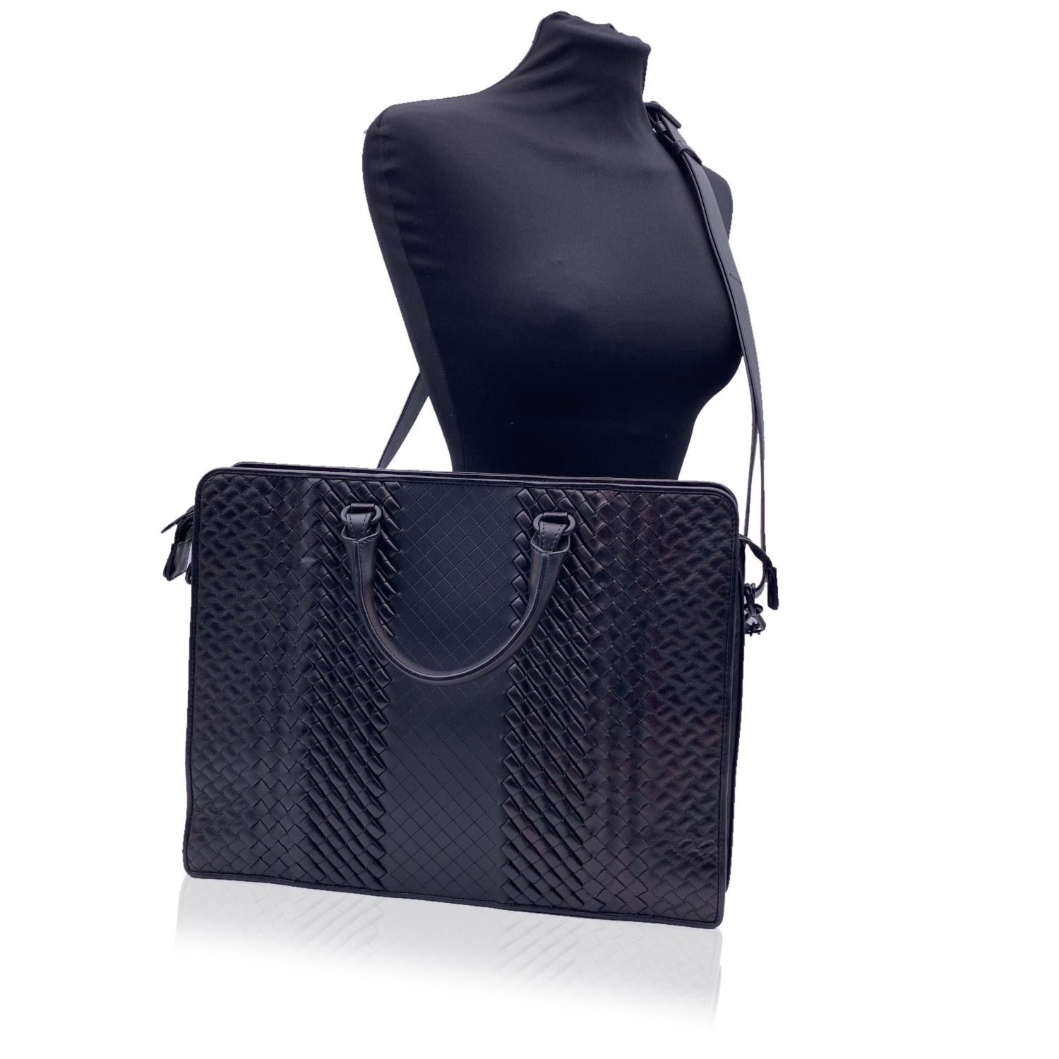 This beautiful Bag will come with a Certificate of Authenticity provided by Entrupy. The certificate will be provided at no further cost.

Bottega Veneta black leather 'Imperatore' briefcase featuring 'Intrecciato' woven design. Double handles and