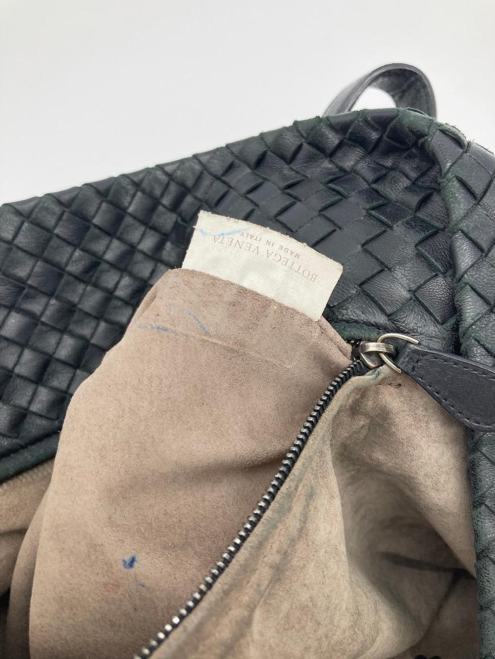 Bottega Veneta Black Woven Leather Shoulder Bag Tote For Sale 8