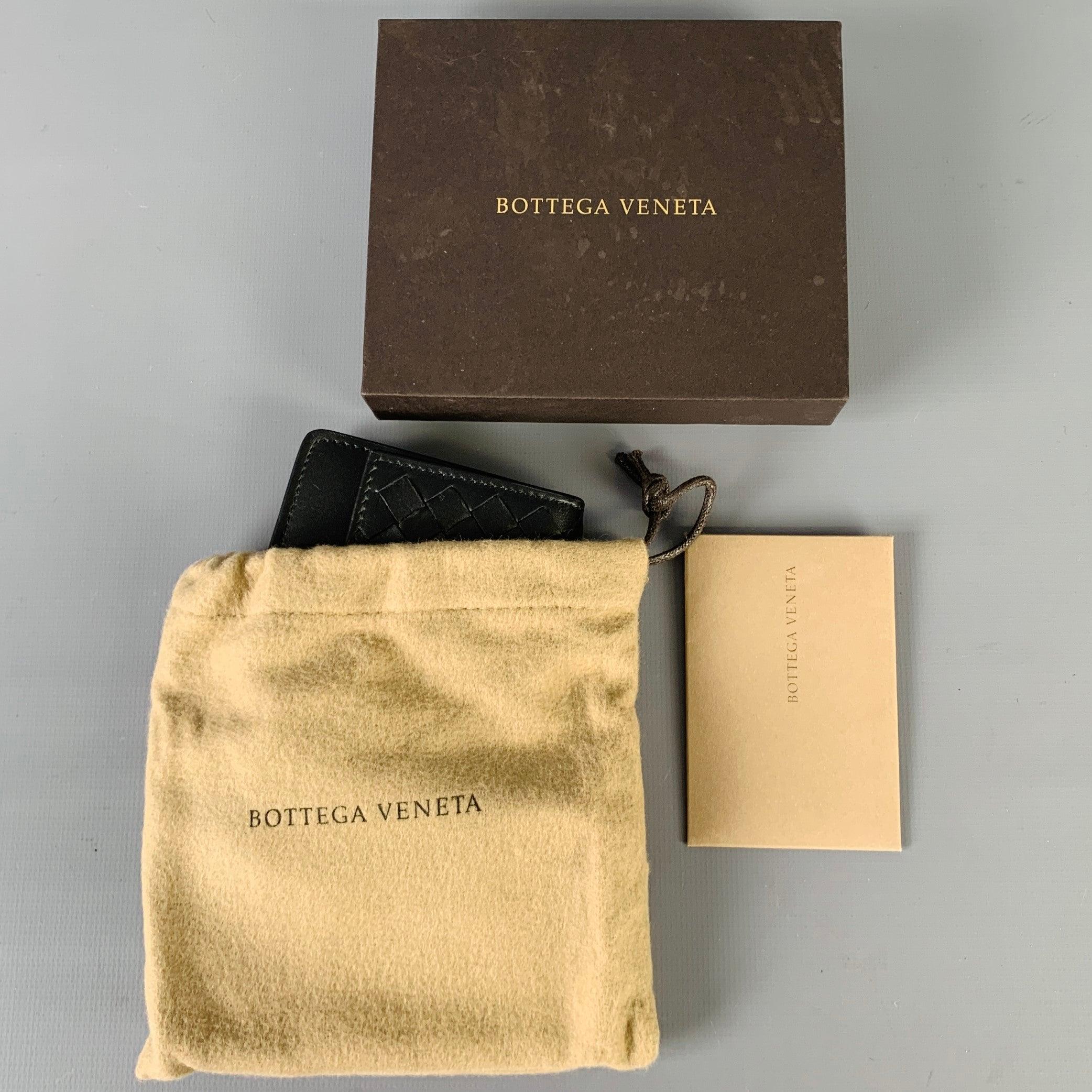 BOTTEGA VENETA Black Woven Leather Wallet For Sale 1