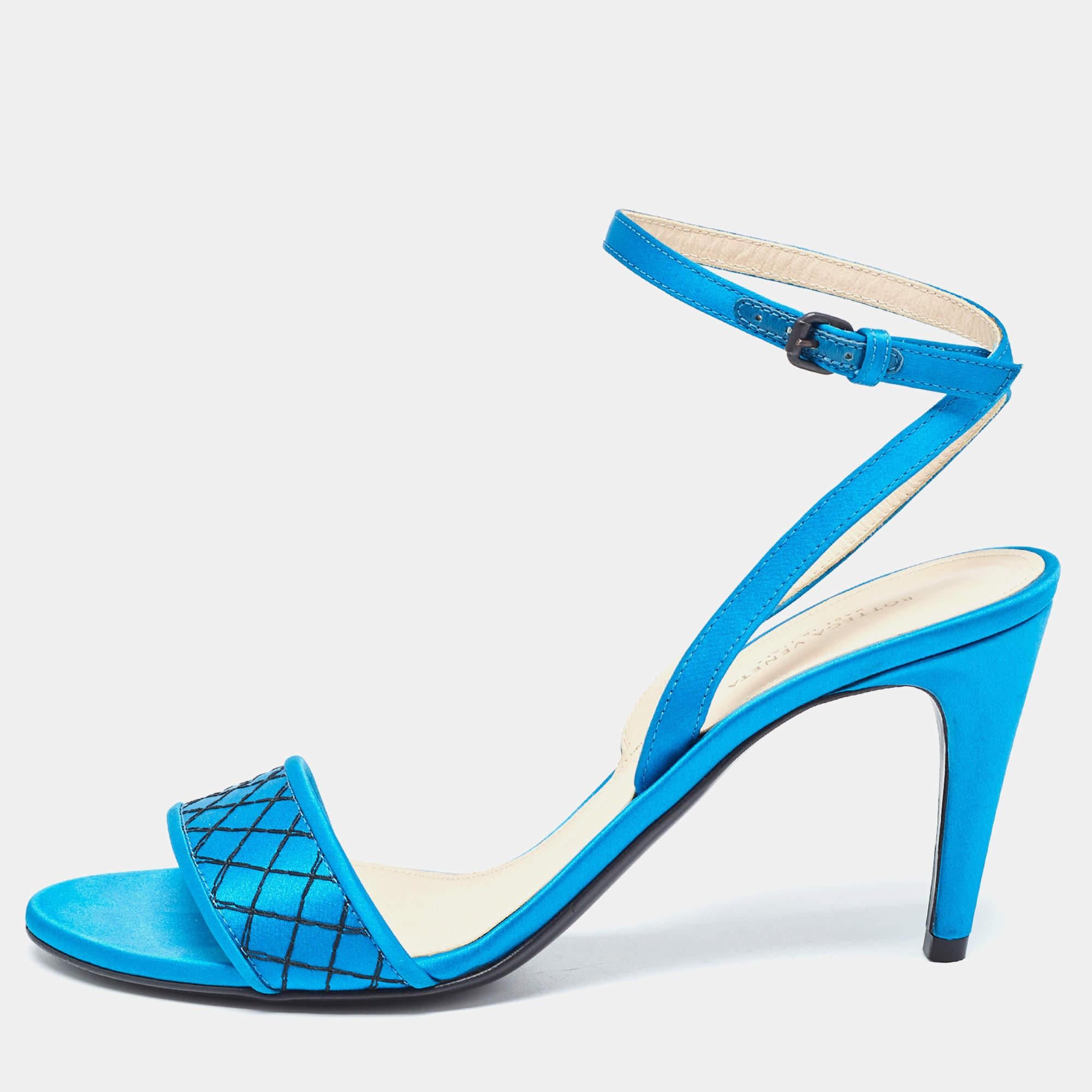 Bottega Veneta Blue/Black Satin Slingback Sandals Size 39 For Sale 5