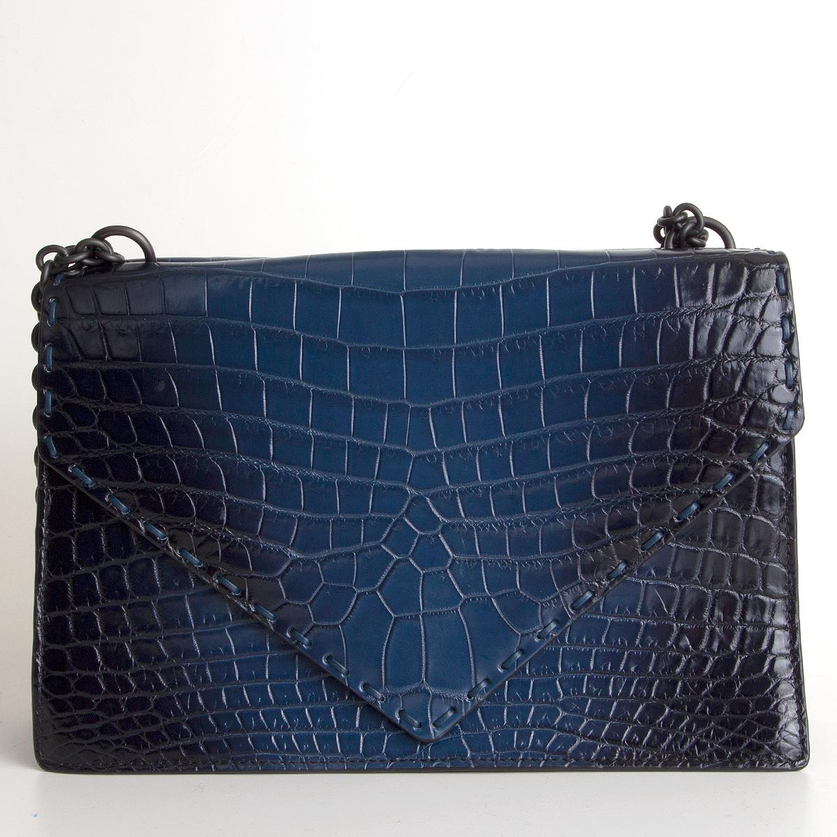 Black BOTTEGA VENETA blue CROCODILE PIANO CHAIN Shoulder Bag Pacific Nero