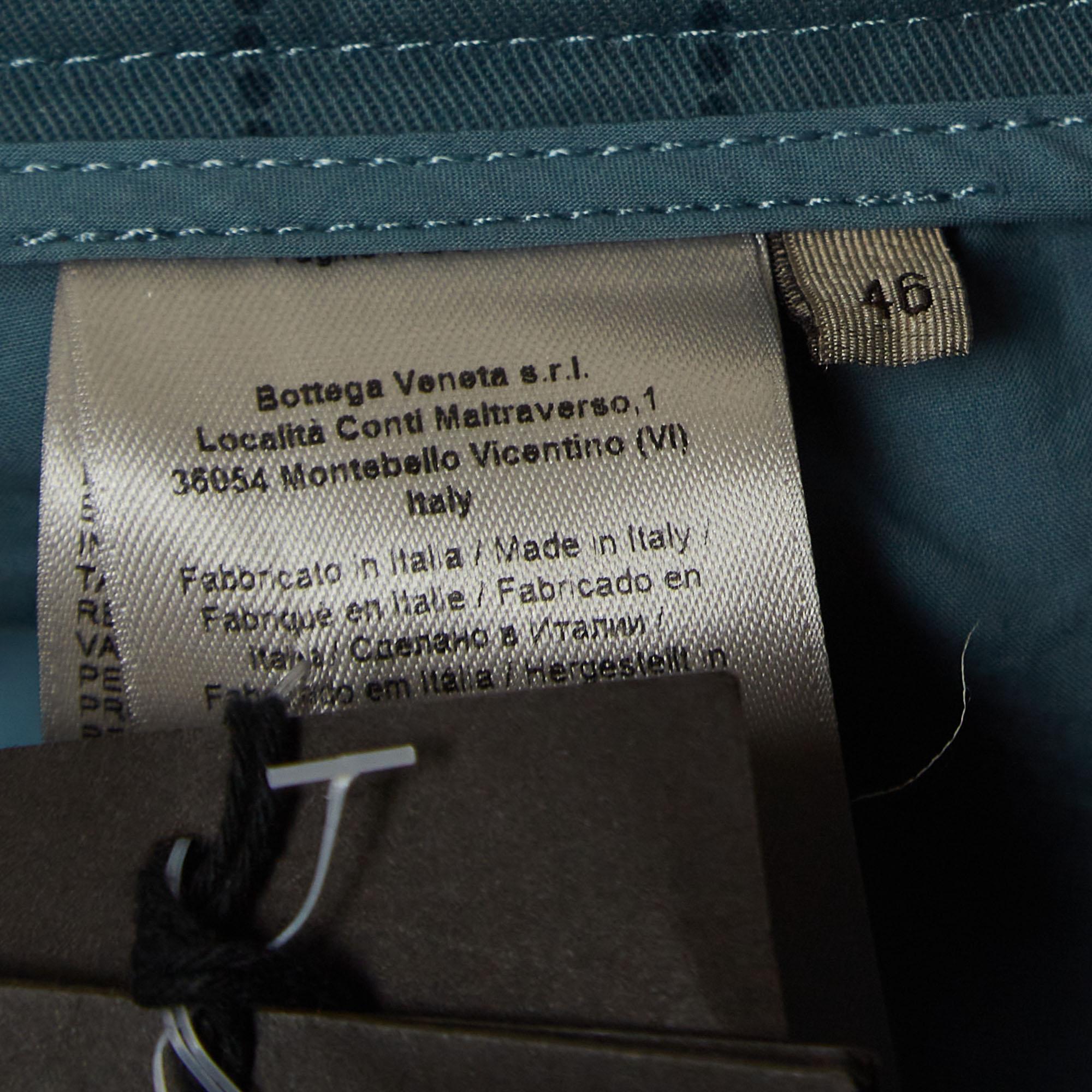 Pantalon formel Bottega Veneta bleu à carreaux de grille S en vente 3