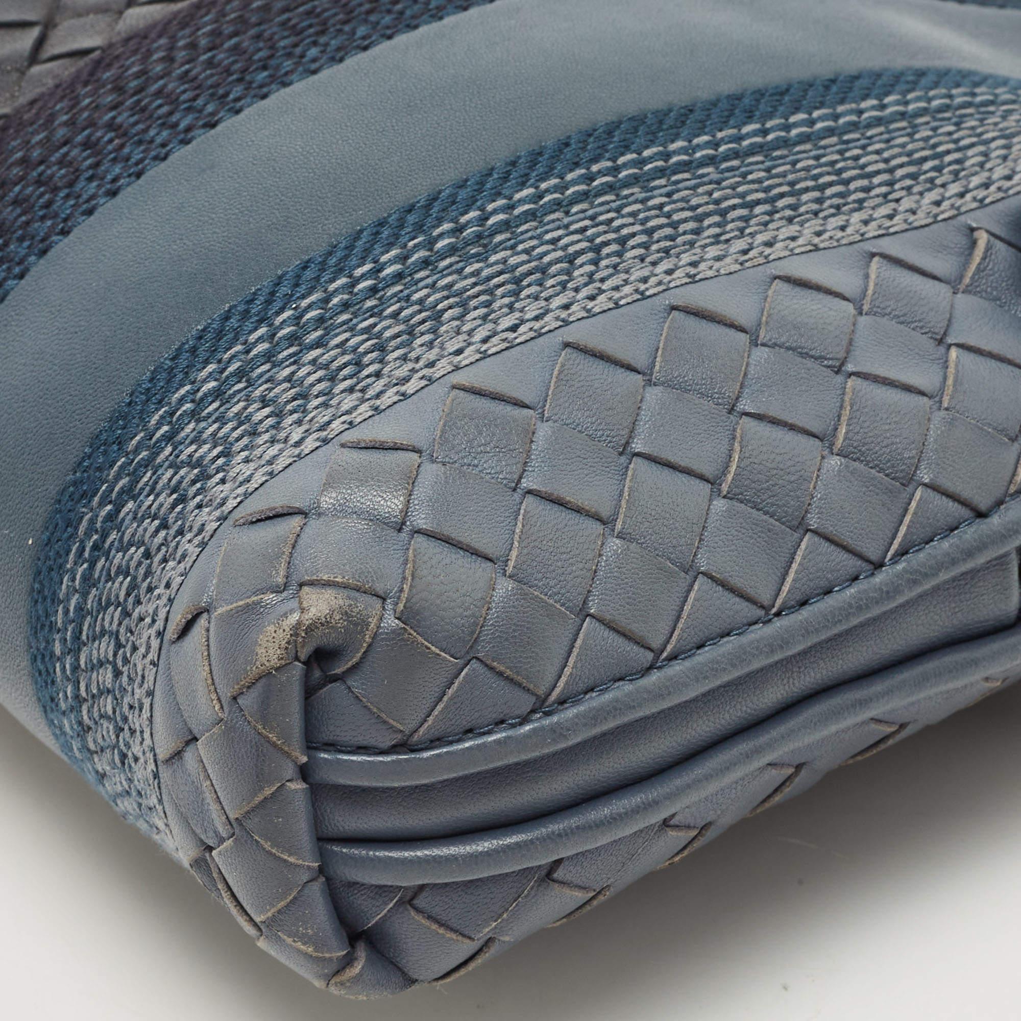 Bottega Veneta Blue Intrecciato and Stitched Leather Nodini Crossbody Bag 10
